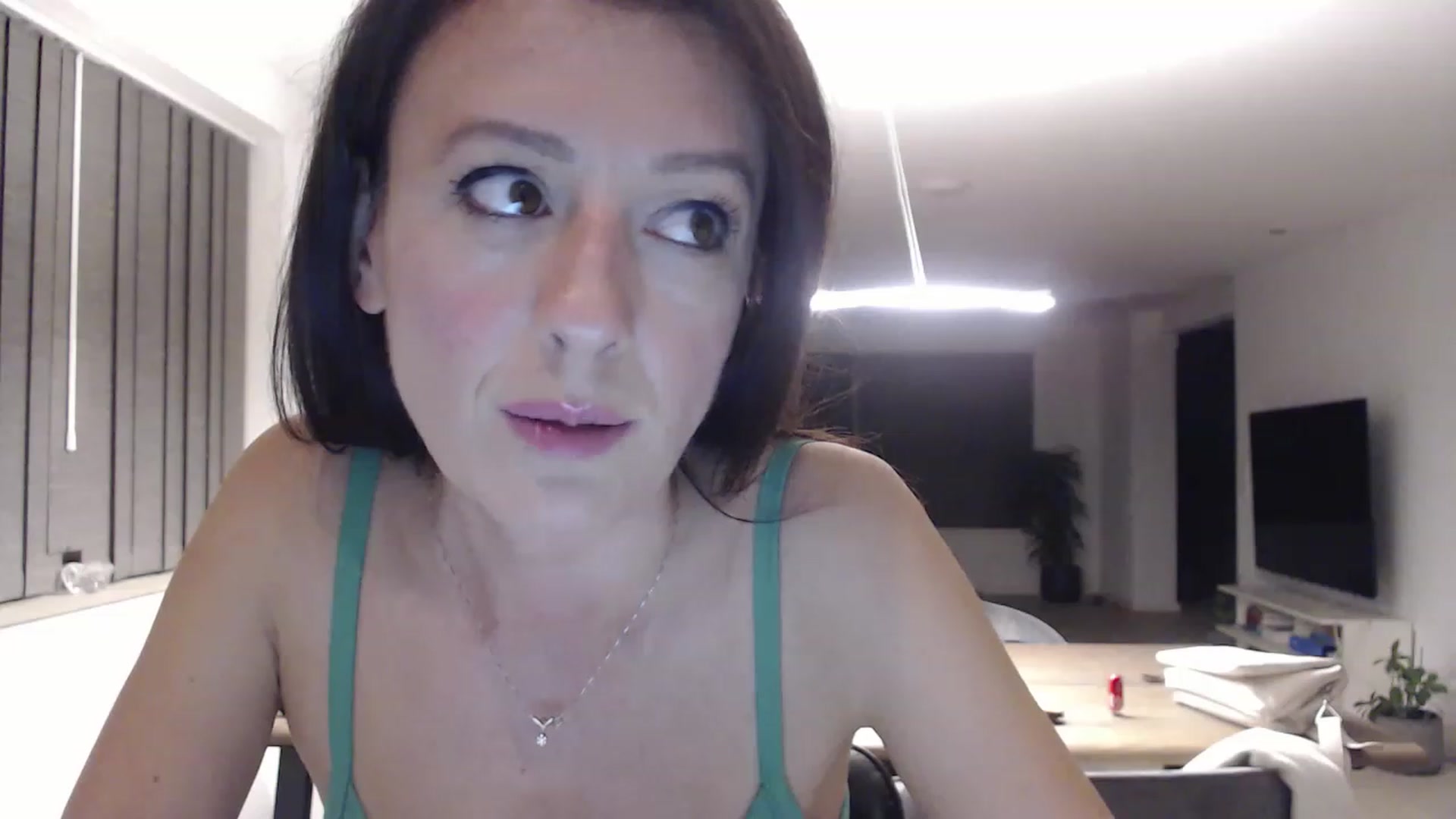 Gallery image thumbnail from Anelly's myfreecams stream on, 06/11/2023, 24:07 image 2 of 20