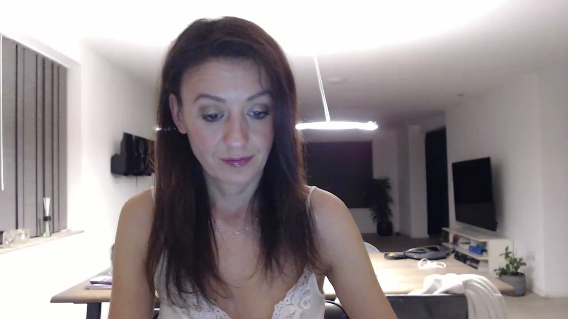 Gallery image thumbnail from Anelly's myfreecams stream on, 07/01/2023, 22:48 image 10 of 20