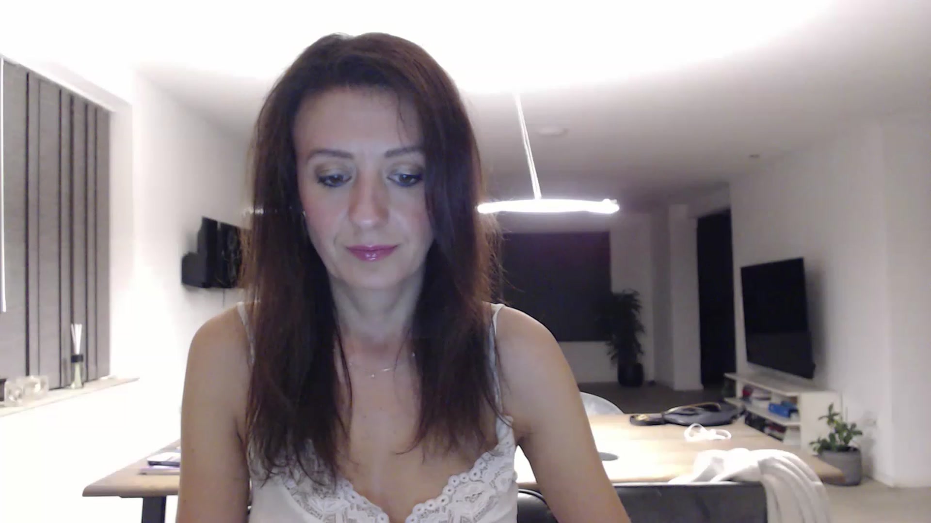 Gallery image thumbnail from Anelly's myfreecams stream on, 07/01/2023, 22:48 image 5 of 20