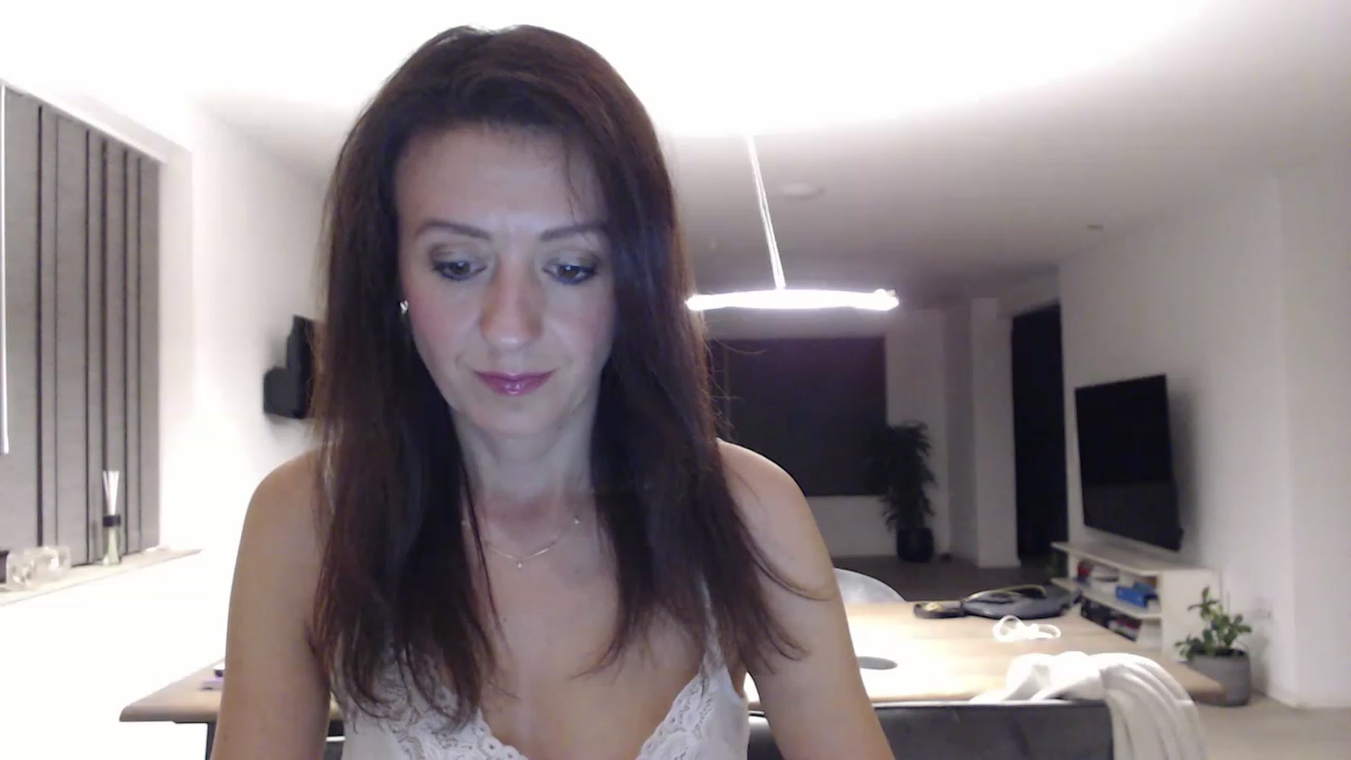 Gallery image thumbnail from Anelly's myfreecams stream on, 07/01/2023, 22:48 image 3 of 20