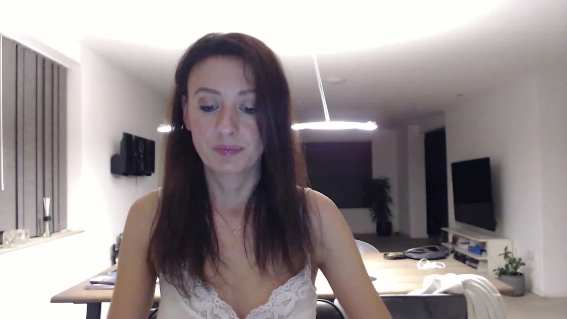 Gallery image thumbnail from Anelly's myfreecams stream on, 07/01/2023, 22:48 image 15 of 20