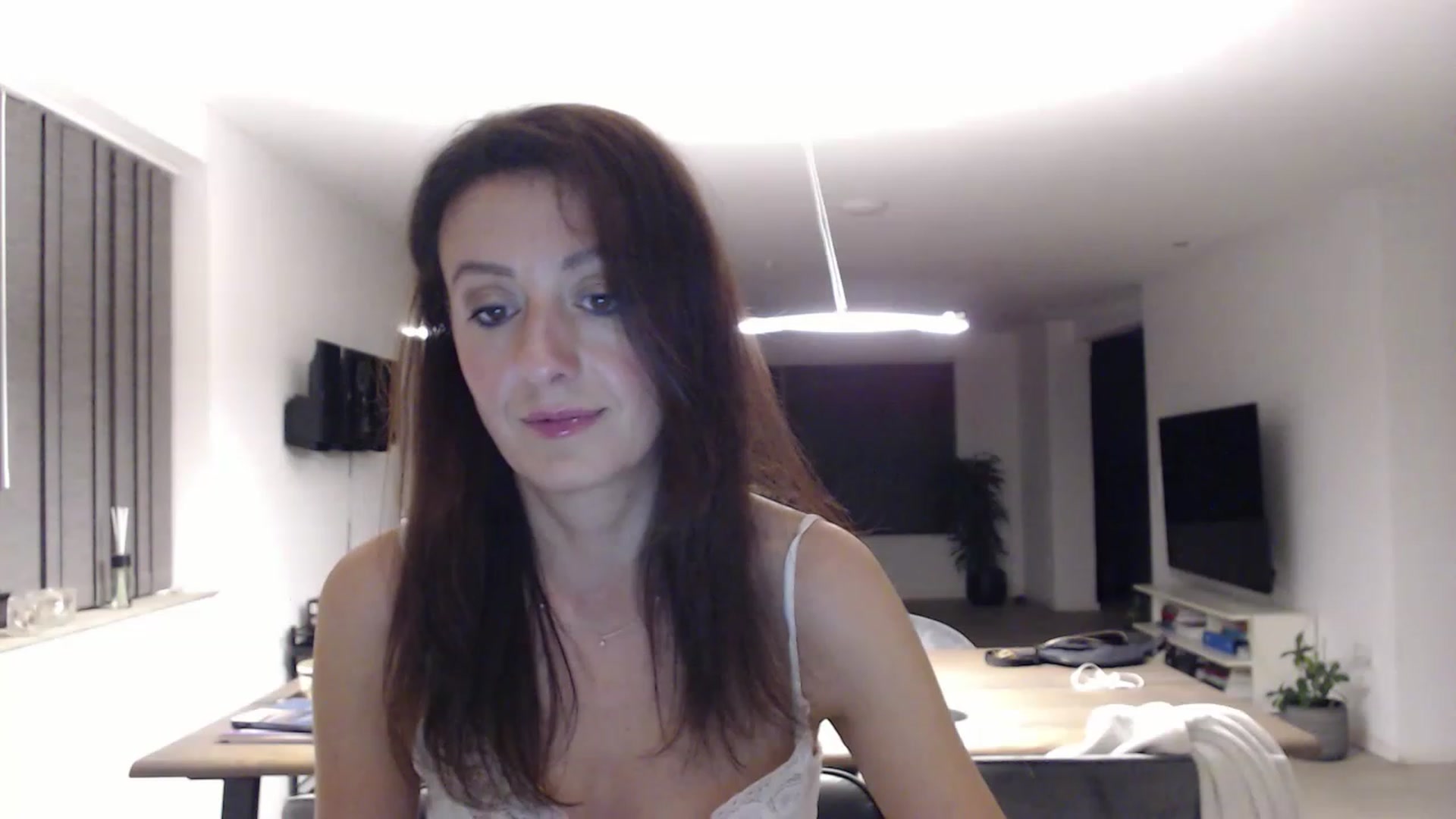 Gallery image thumbnail from Anelly's myfreecams stream on, 07/01/2023, 22:48 image 19 of 20