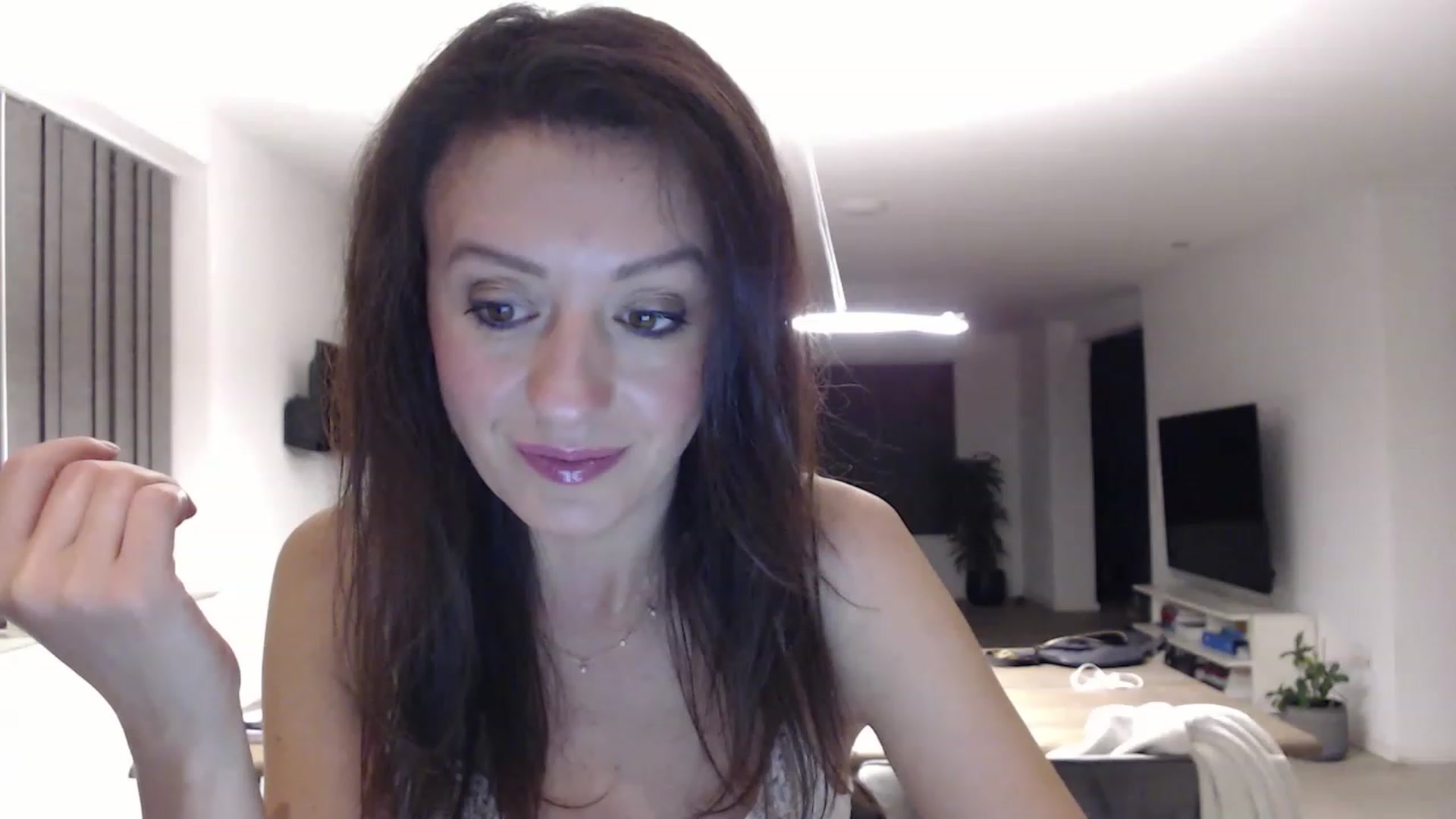 Gallery image thumbnail from Anelly's myfreecams stream on, 07/01/2023, 22:48 image 1 of 20