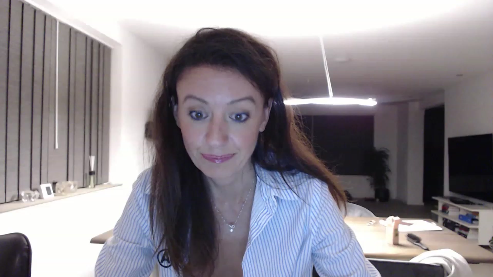 Gallery image thumbnail from Anelly's myfreecams stream on, 08/26/2023, 23:03 image 6 of 20