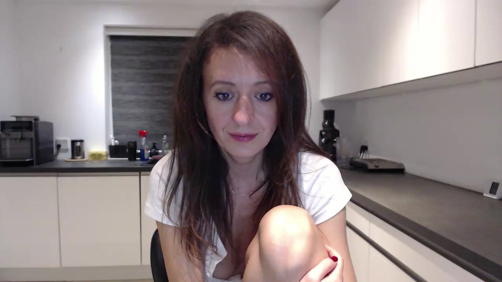 Gallery image thumbnail from Anelly's myfreecams stream on, 09/16/2023, 24:44 image 13 of 20