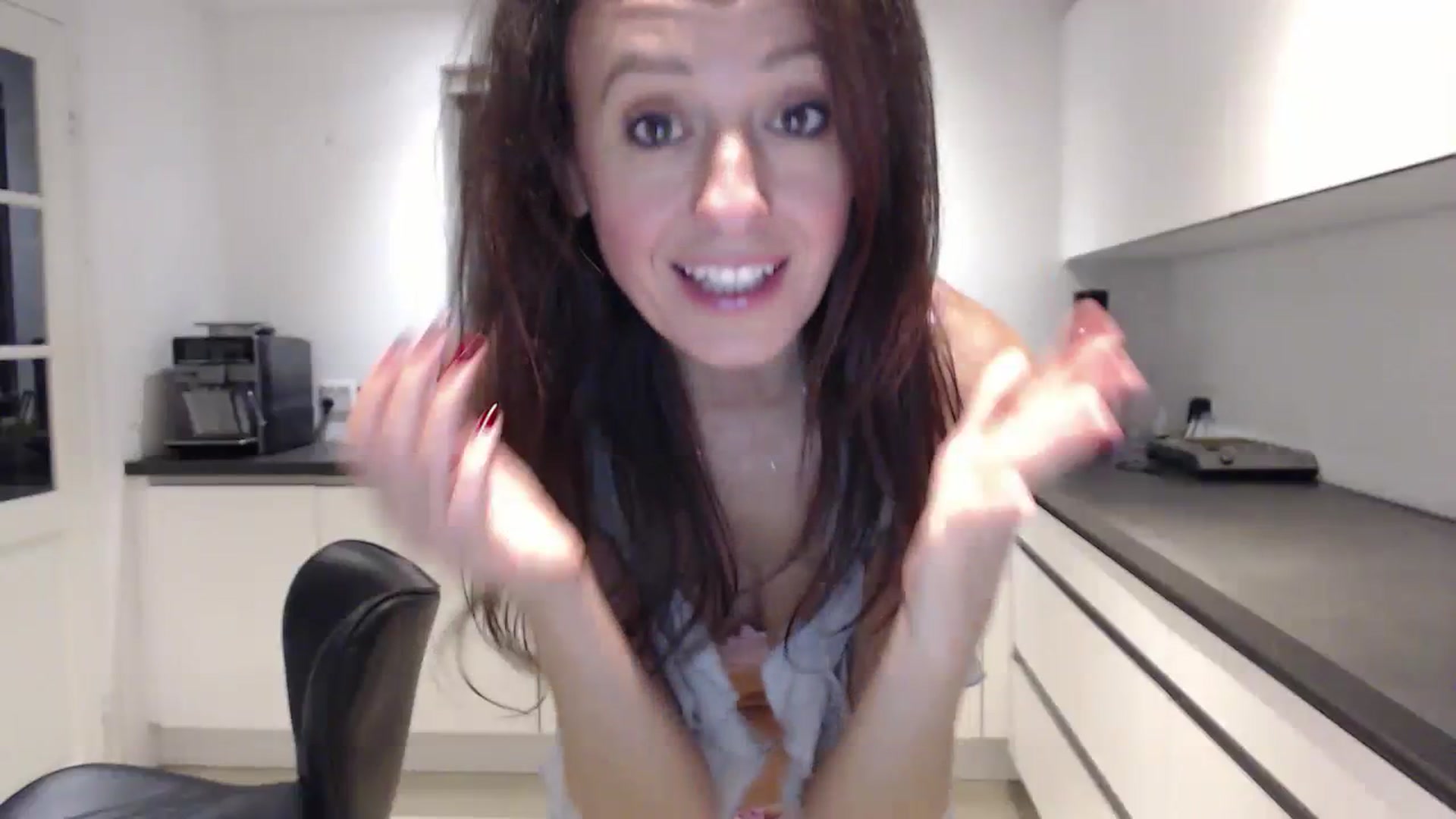 Gallery image thumbnail from Anelly's myfreecams stream on, 09/17/2023, 02:05 image 11 of 20