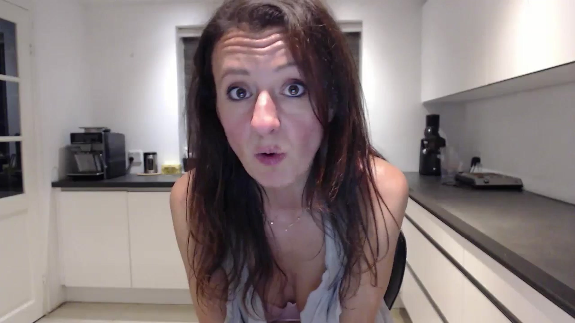 Gallery image thumbnail from Anelly's myfreecams stream on, 09/17/2023, 02:05 image 18 of 20