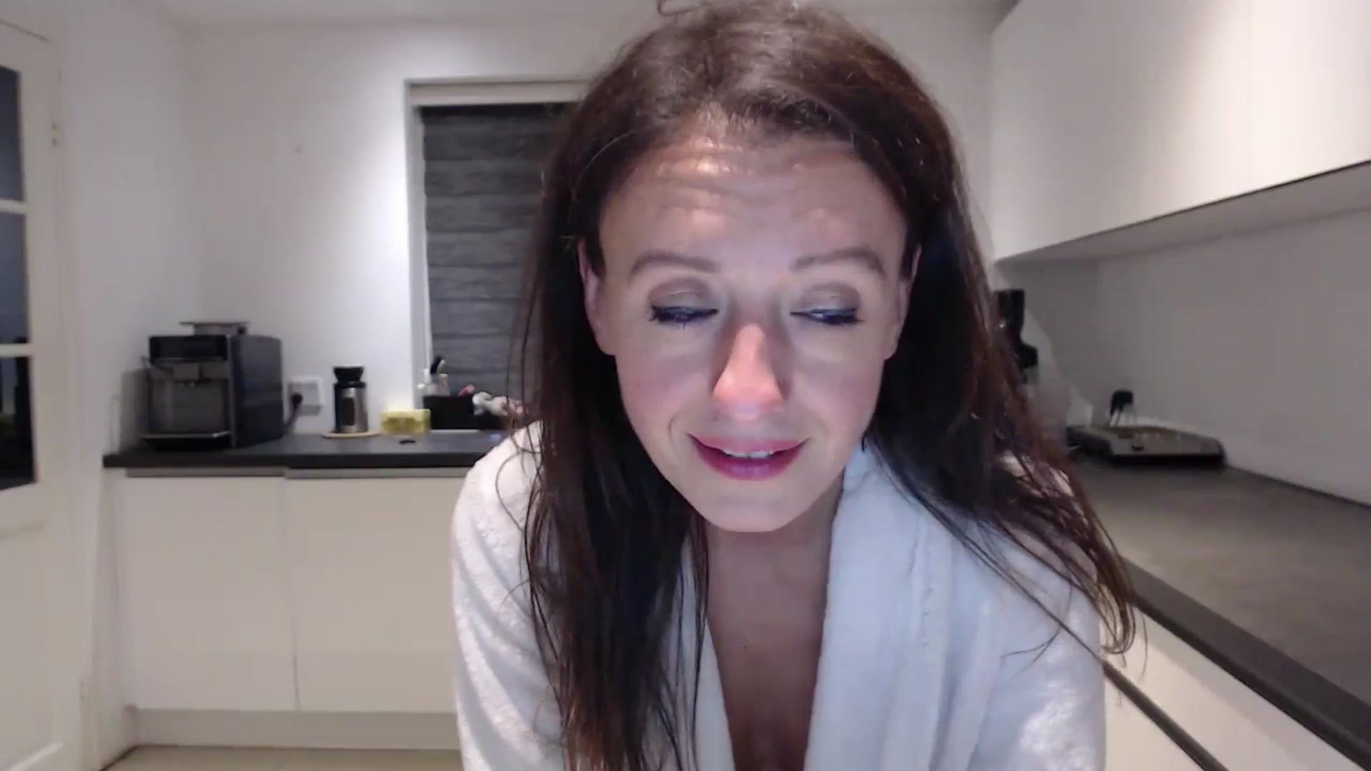 Gallery image thumbnail from Anelly's myfreecams stream on, 09/24/2023, 01:56 image 6 of 20