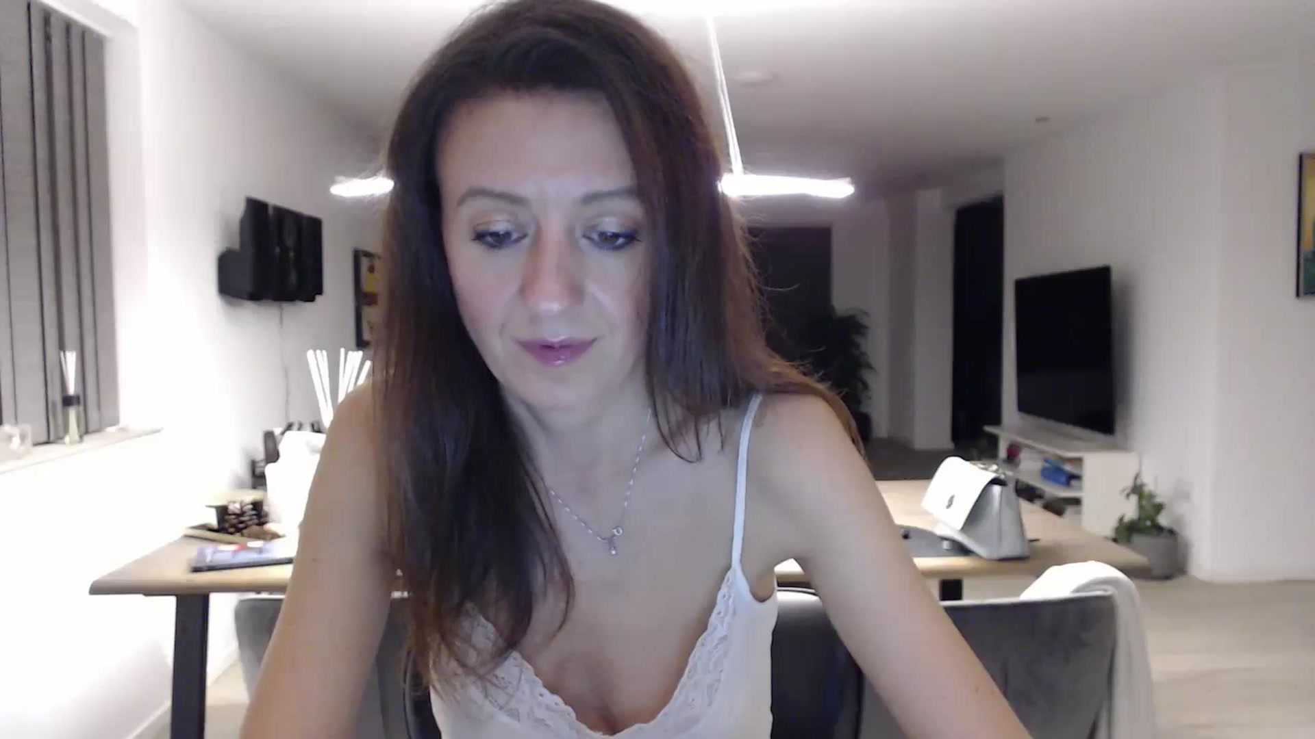 Gallery image thumbnail from Anelly's myfreecams stream on, 09/30/2023, 22:43 image 20 of 20