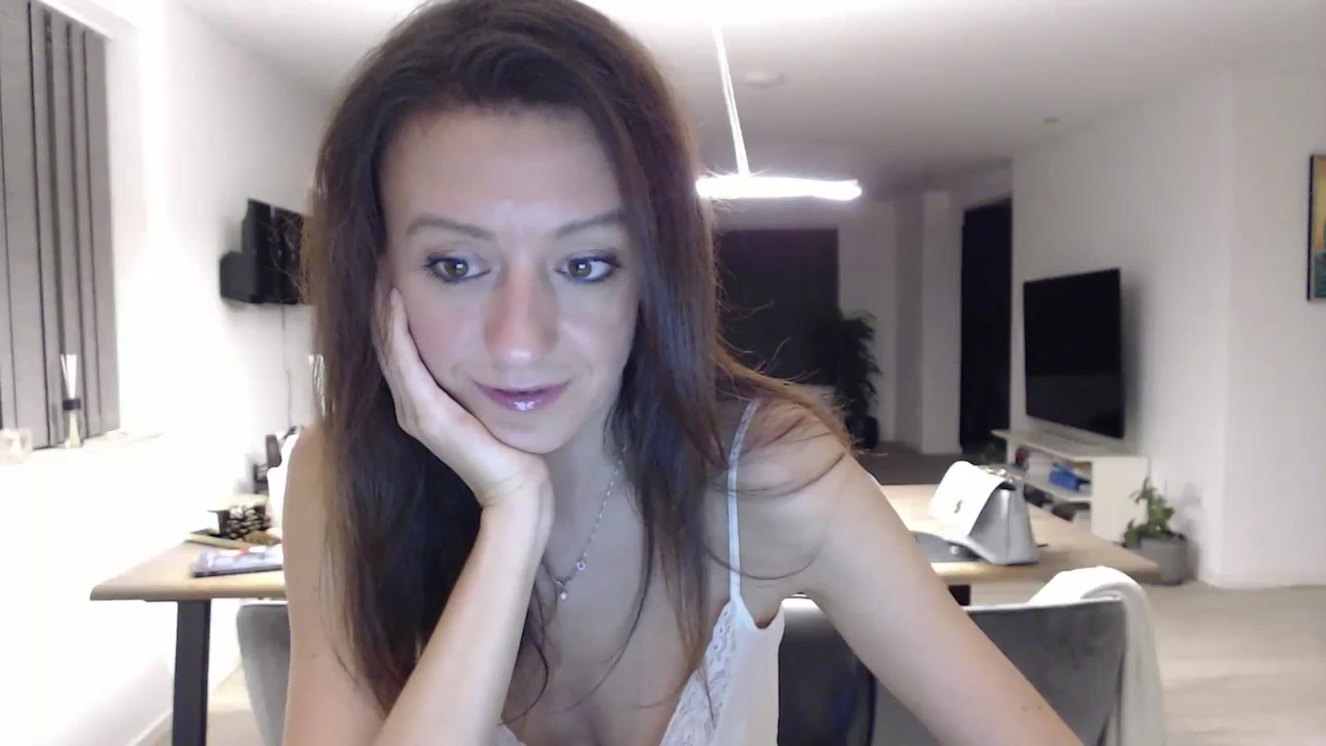 Gallery image thumbnail from Anelly's myfreecams stream on, 09/30/2023, 22:43 image 11 of 20