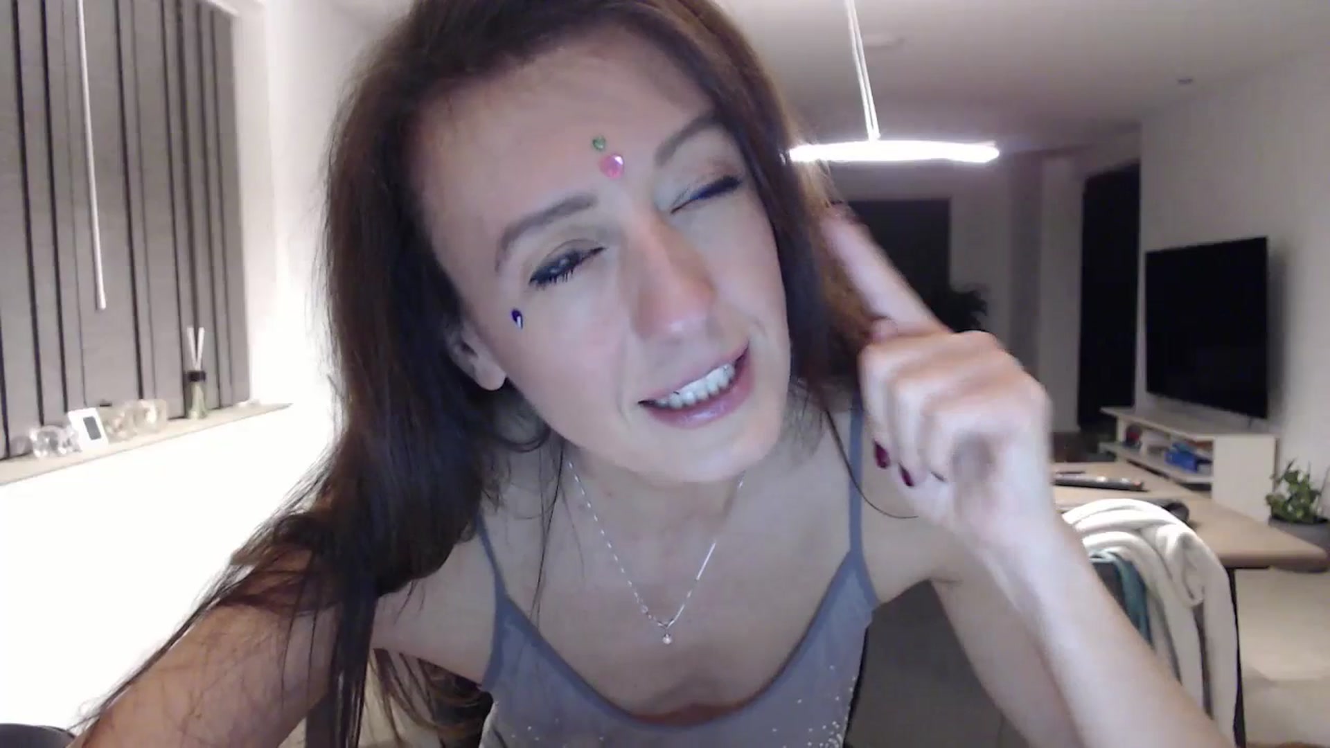 Gallery image thumbnail from Anelly's myfreecams stream on, 10/28/2023, 22:49 image 8 of 20