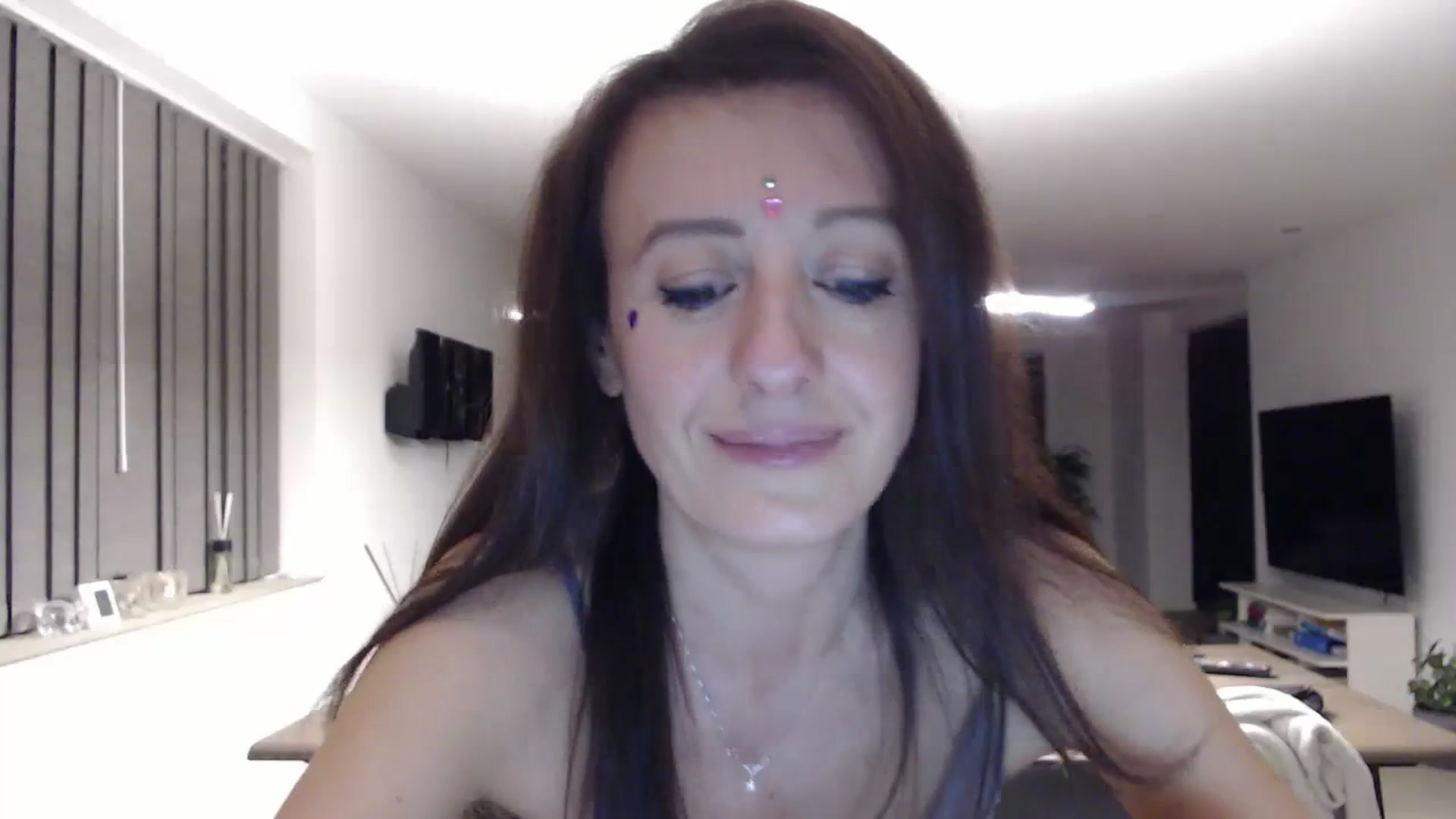 Gallery image thumbnail from Anelly's myfreecams stream on, 10/28/2023, 22:49 image 13 of 20