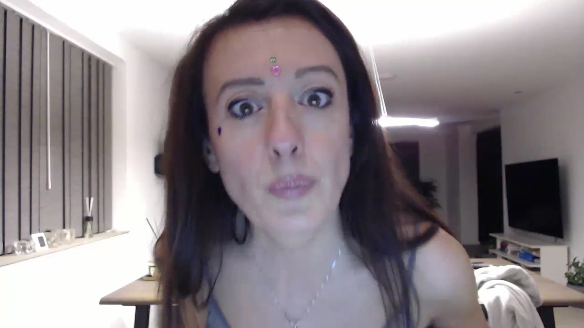 Gallery image thumbnail from Anelly's myfreecams stream on, 10/28/2023, 22:49 image 18 of 20