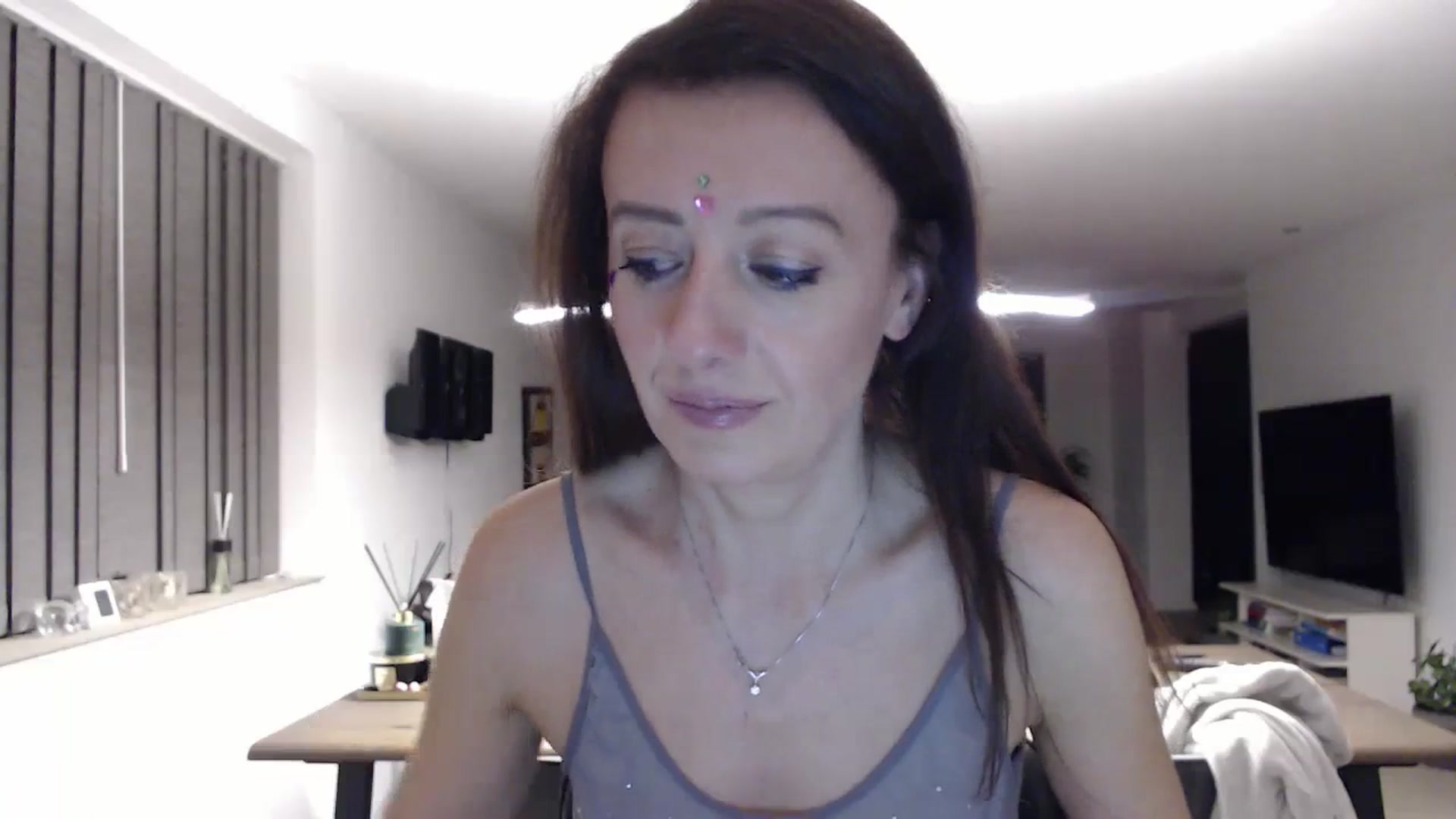 Gallery image thumbnail from Anelly's myfreecams stream on, 10/28/2023, 22:49 image 16 of 20