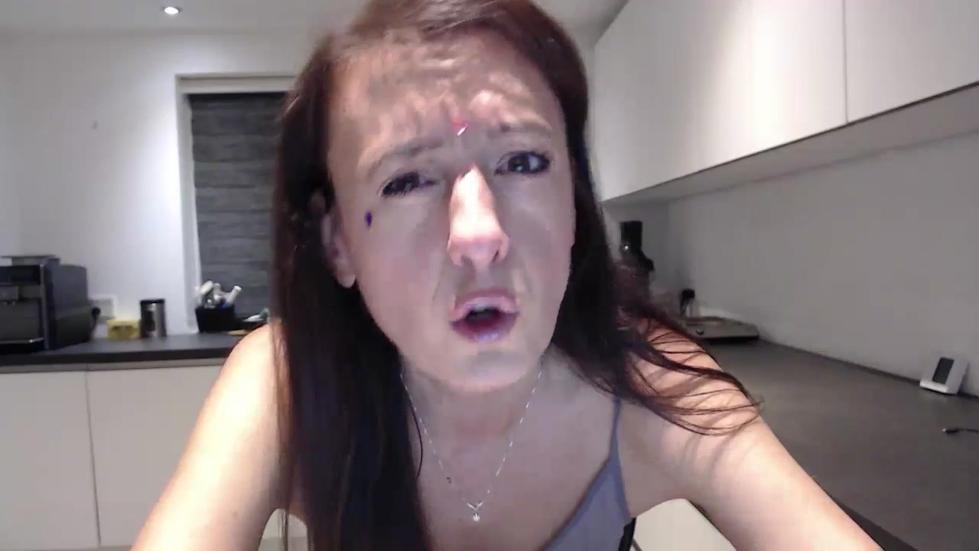 Gallery image thumbnail from Anelly's myfreecams stream on, 10/29/2023, 24:38 image 6 of 20
