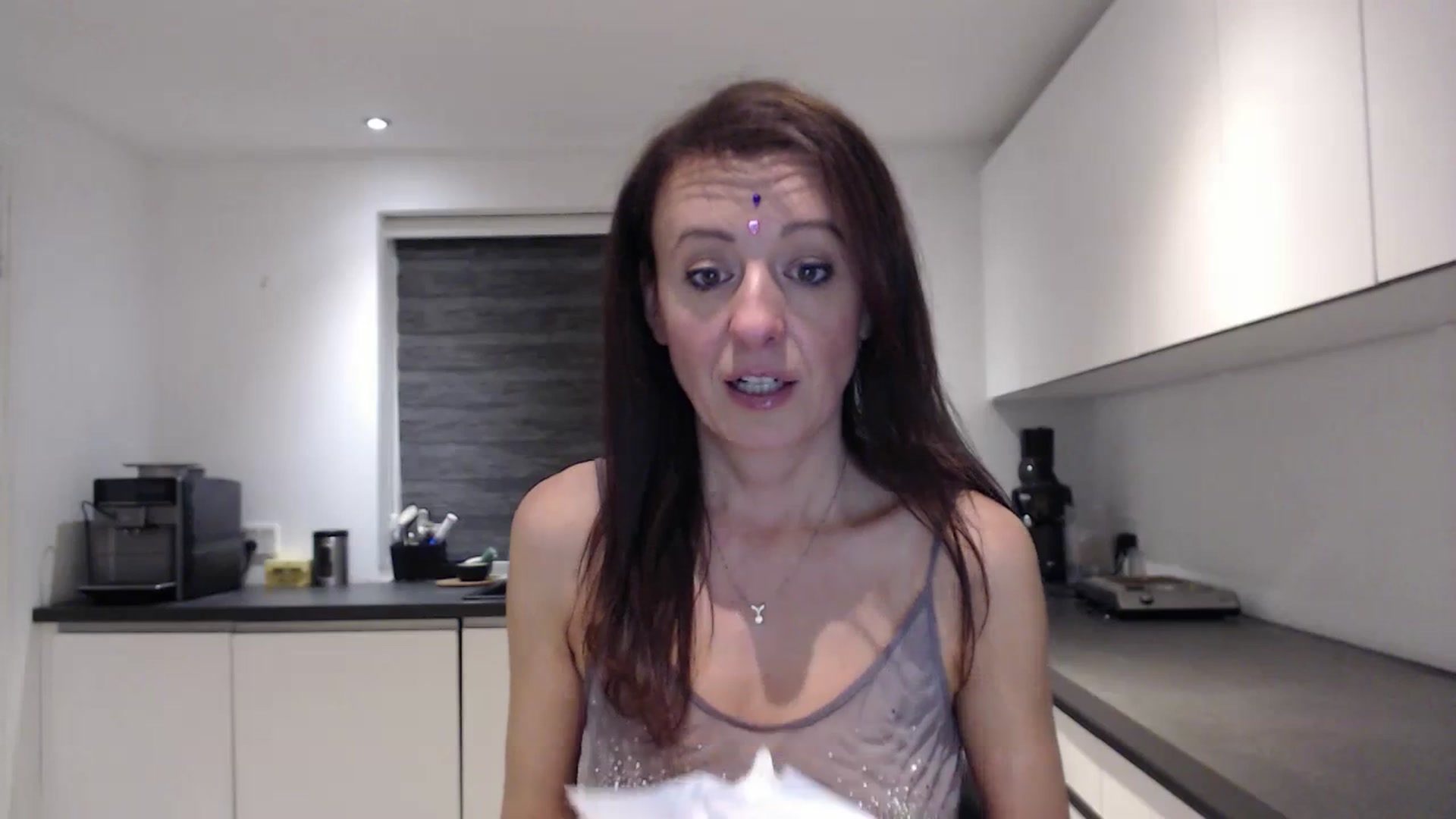 Gallery image thumbnail from Anelly's myfreecams stream on, 10/29/2023, 01:38 image 16 of 20