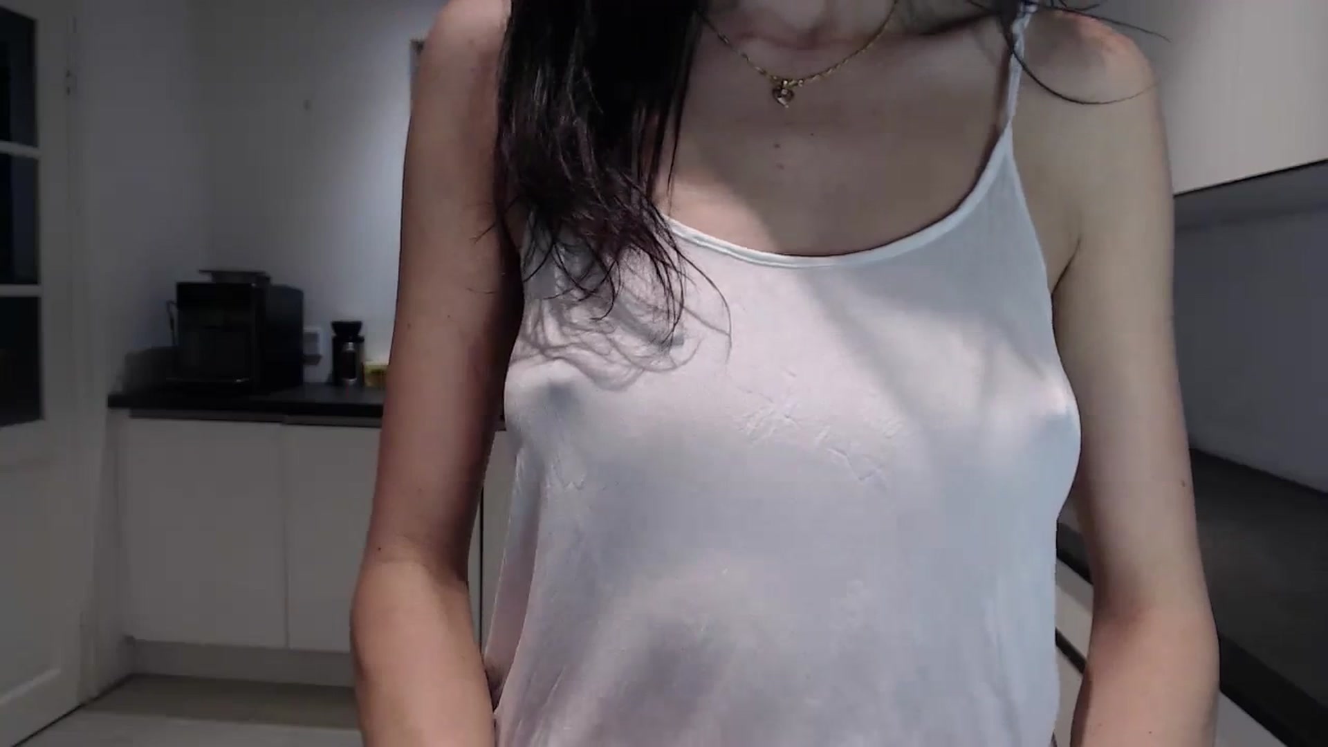 Gallery image thumbnail from Anelly's myfreecams stream on, 01/13/2024, 23:44 image 16 of 20