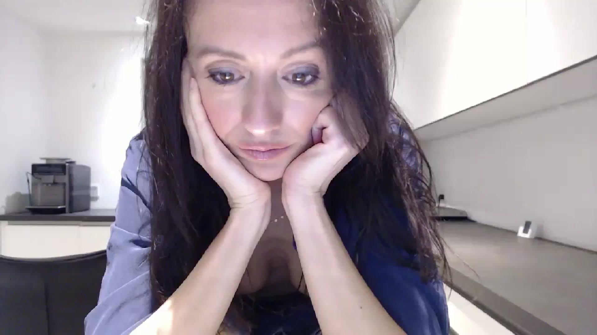 Gallery image thumbnail from Anelly's myfreecams stream on, 02/04/2024, 02:00 image 1 of 20