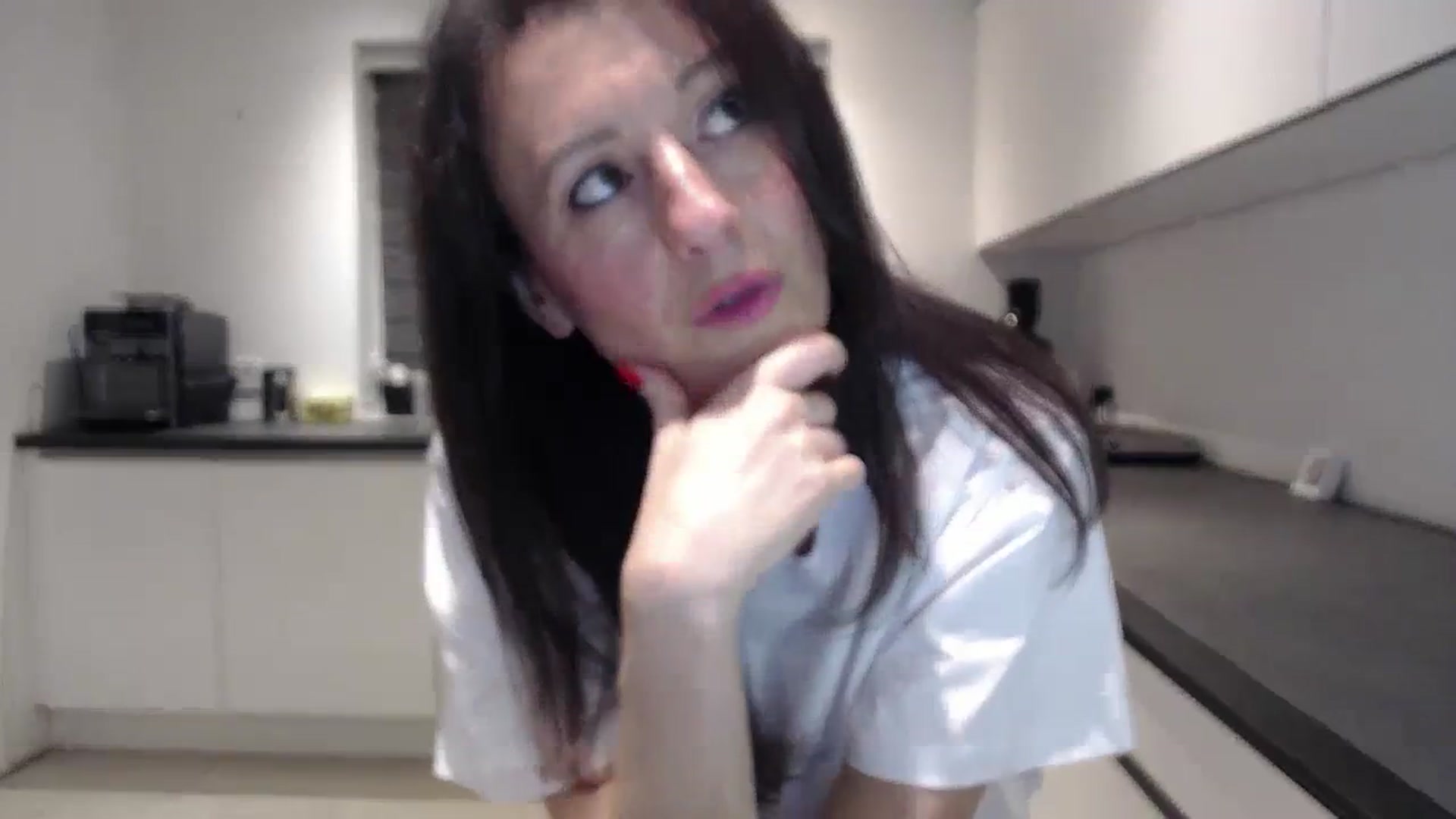 Gallery image thumbnail from Anelly's myfreecams stream on, 03/31/2024, 01:02 image 9 of 20