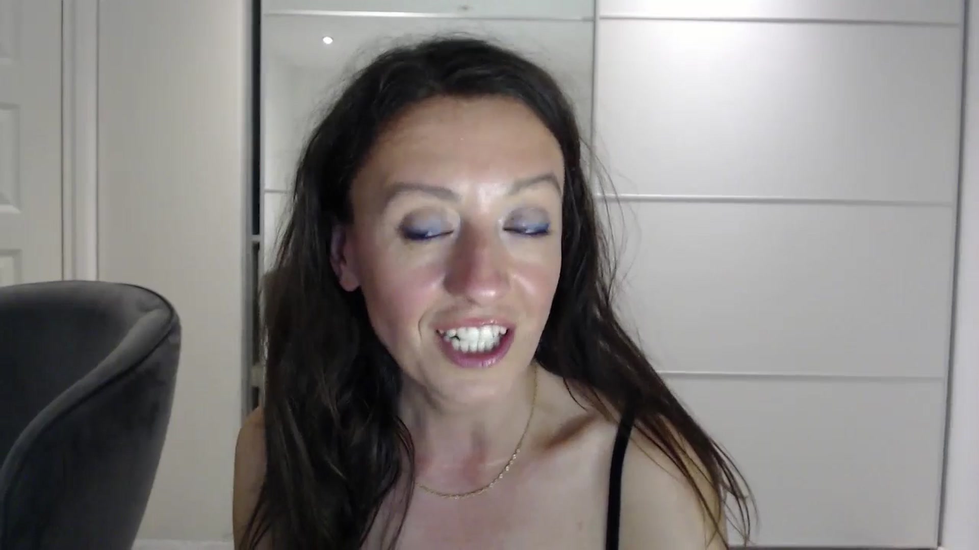 Gallery image thumbnail from Anelly's myfreecams stream on, 07/21/2024, 20:17 image 14 of 20
