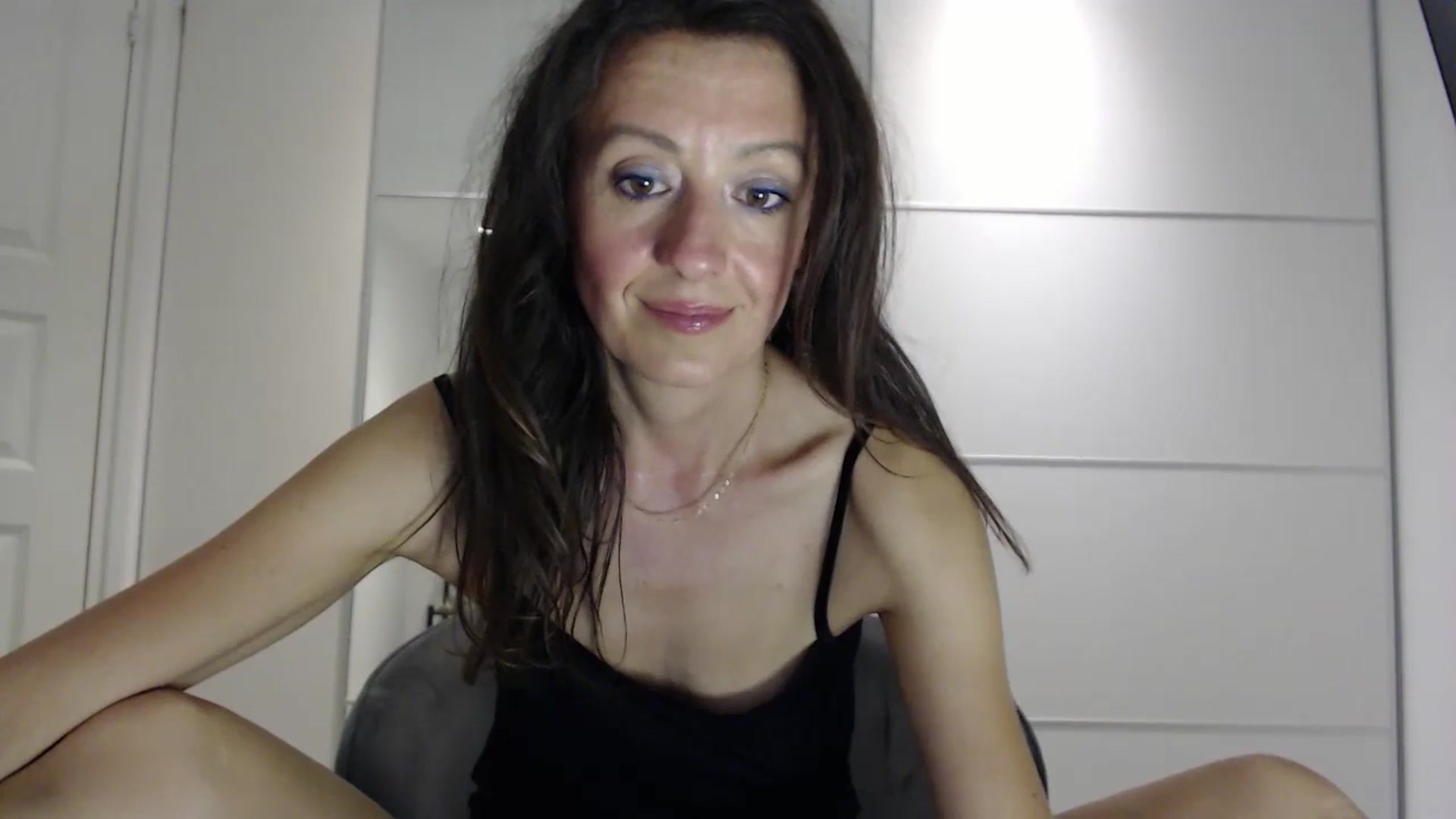 Gallery image thumbnail from Anelly's myfreecams stream on, 07/21/2024, 20:17 image 20 of 20
