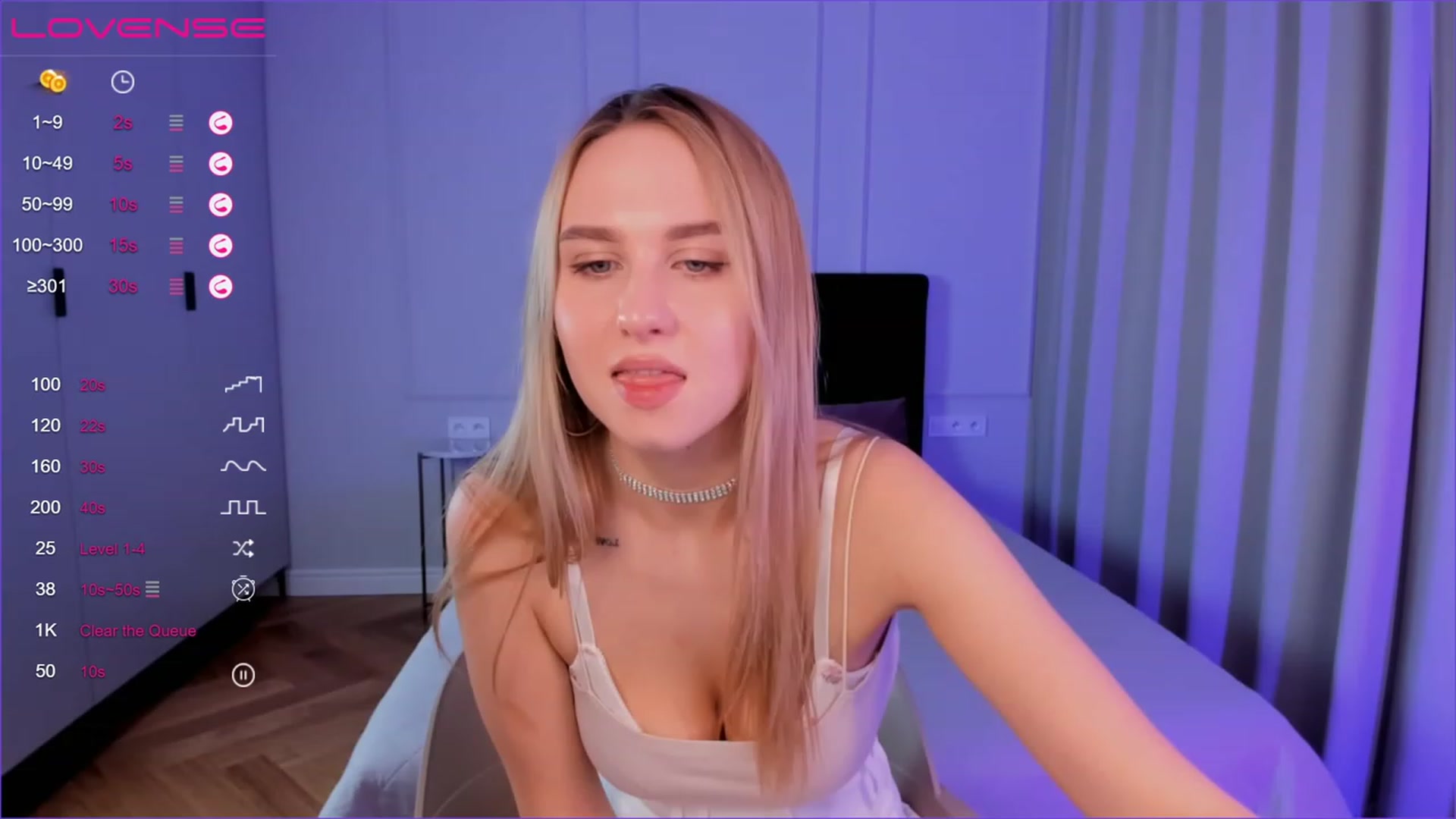 Gallery image thumbnail from AnetAris's myfreecams stream on, 11/17/2022, 16:29 image 5 of 20