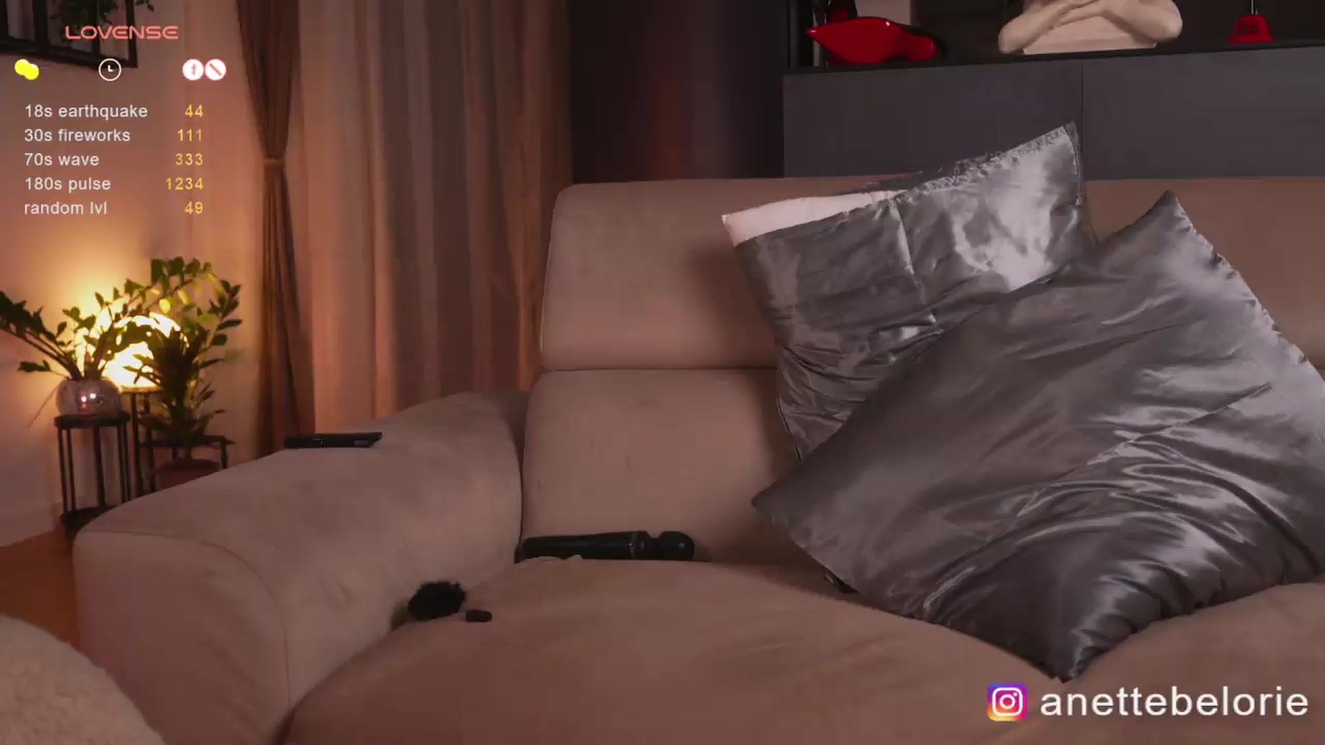 Gallery image thumbnail from Anettebelorie's myfreecams stream on, 05/21/2026, 18:16 image 15 of 20