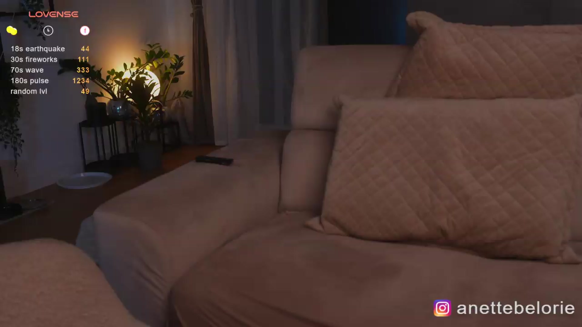 Gallery image thumbnail from Anettebelorie's myfreecams stream on, 06/10/2026, 21:24 image 5 of 20