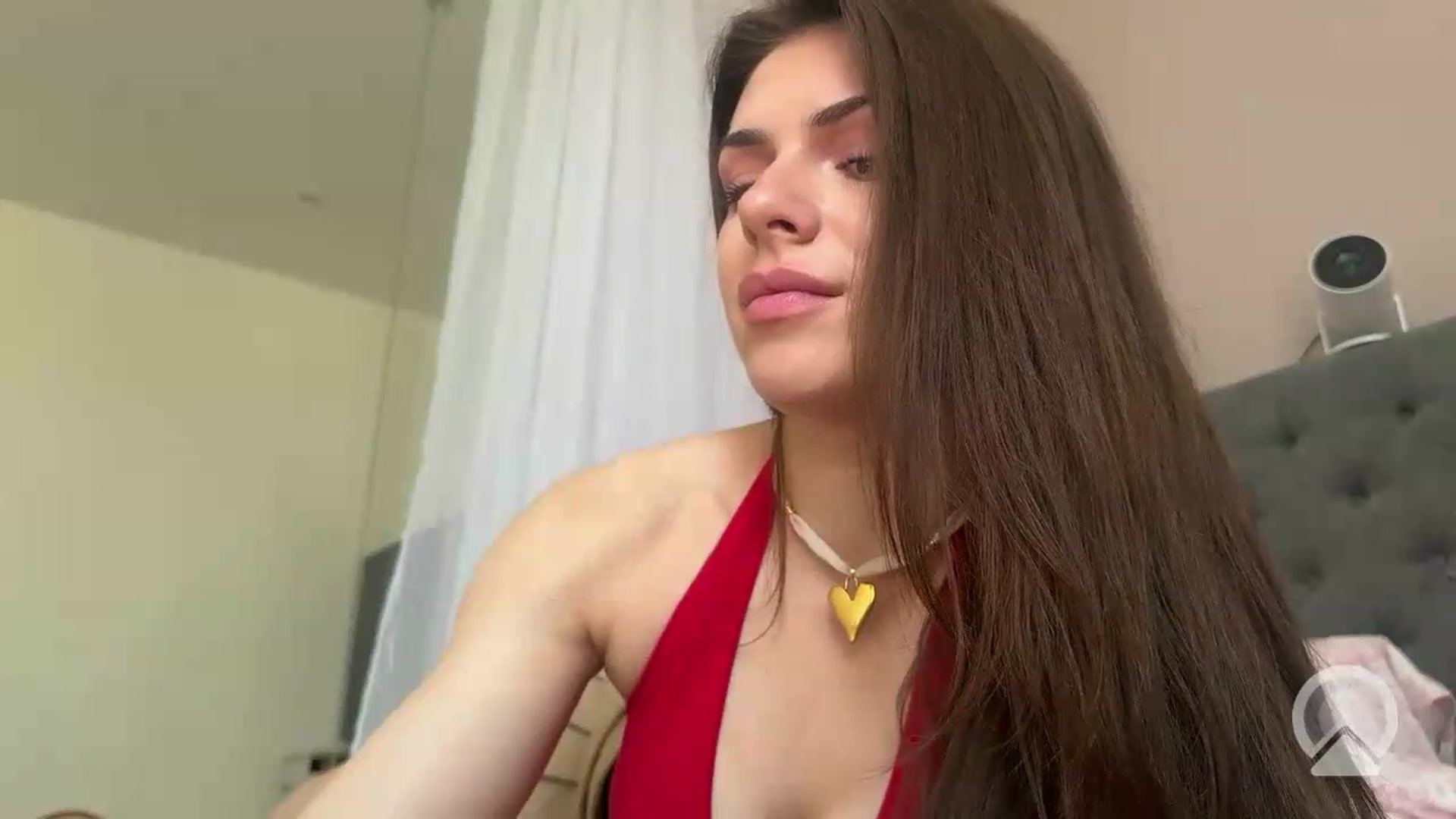 Gallery image thumbnail from AnettiRosseee's myfreecams stream on, 05/02/2026, 09:34 image 7 of 20
