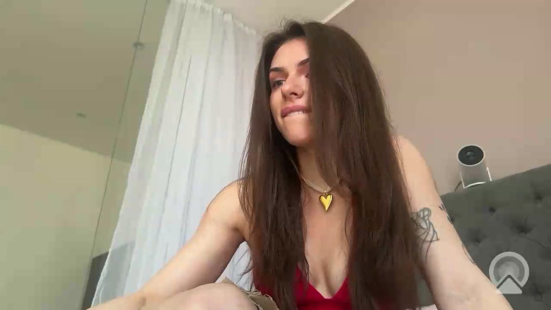 Gallery image thumbnail from AnettiRosseee's myfreecams stream on, 05/02/2026, 09:34 image 10 of 20
