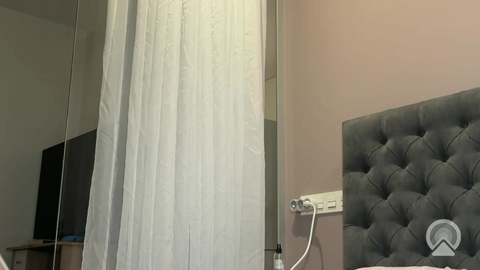 Gallery image thumbnail from AnettiRosseee's myfreecams stream on, 05/04/2026, 21:30 image 14 of 20