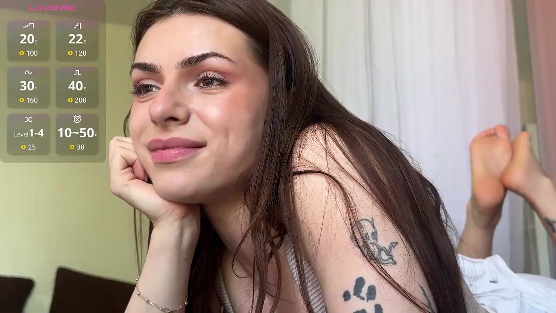 Gallery image thumbnail from AnettiRosseee's myfreecams stream on, 05/16/2026, 08:24 image 5 of 20