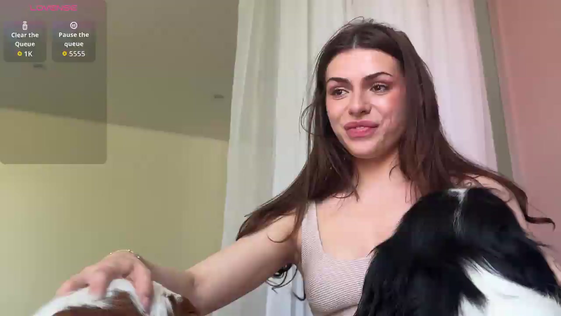 Gallery image thumbnail from AnettiRosseee's myfreecams stream on, 05/16/2026, 08:24 image 19 of 20