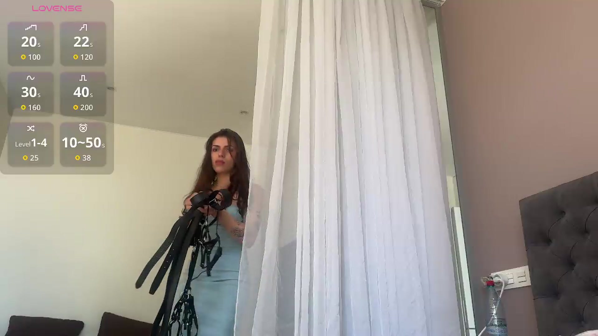 Gallery image thumbnail from AnettiRosseee's myfreecams stream on, 05/16/2026, 13:10 image 14 of 20