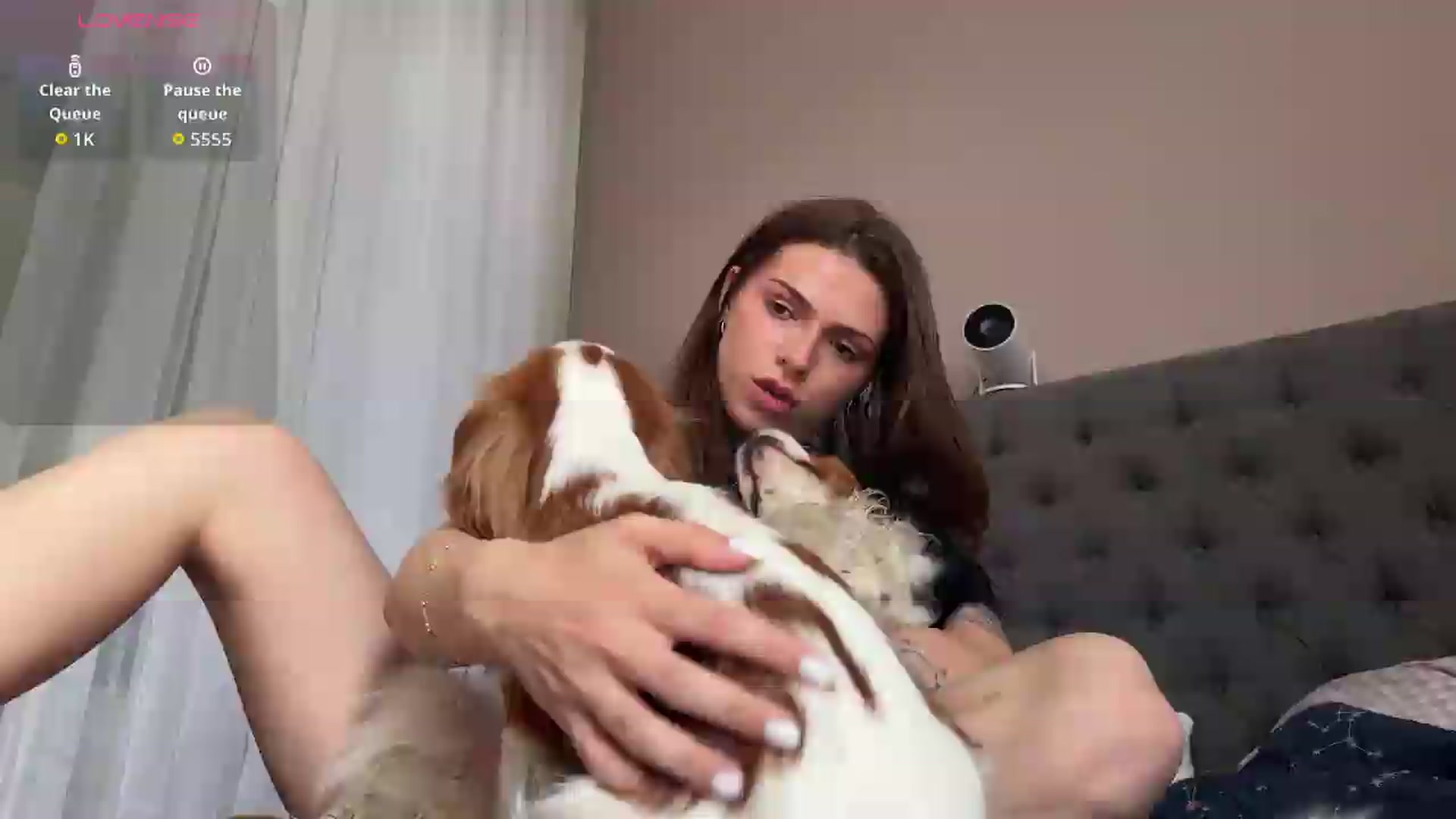 Gallery image thumbnail from AnettiRosseee's myfreecams stream on, 05/28/2026, 12:31 image 3 of 20