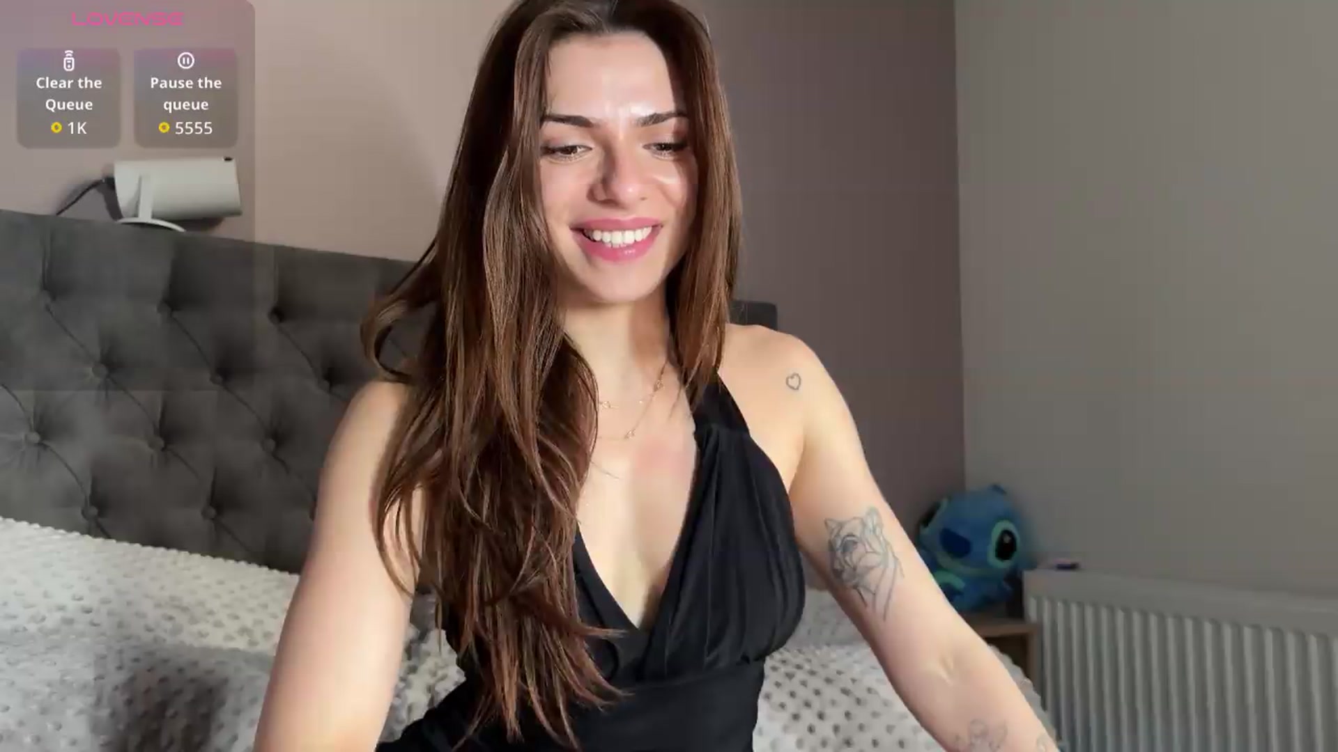 Gallery image thumbnail from AnettiRosseee's myfreecams stream on, 06/11/2026, 17:54 image 20 of 20