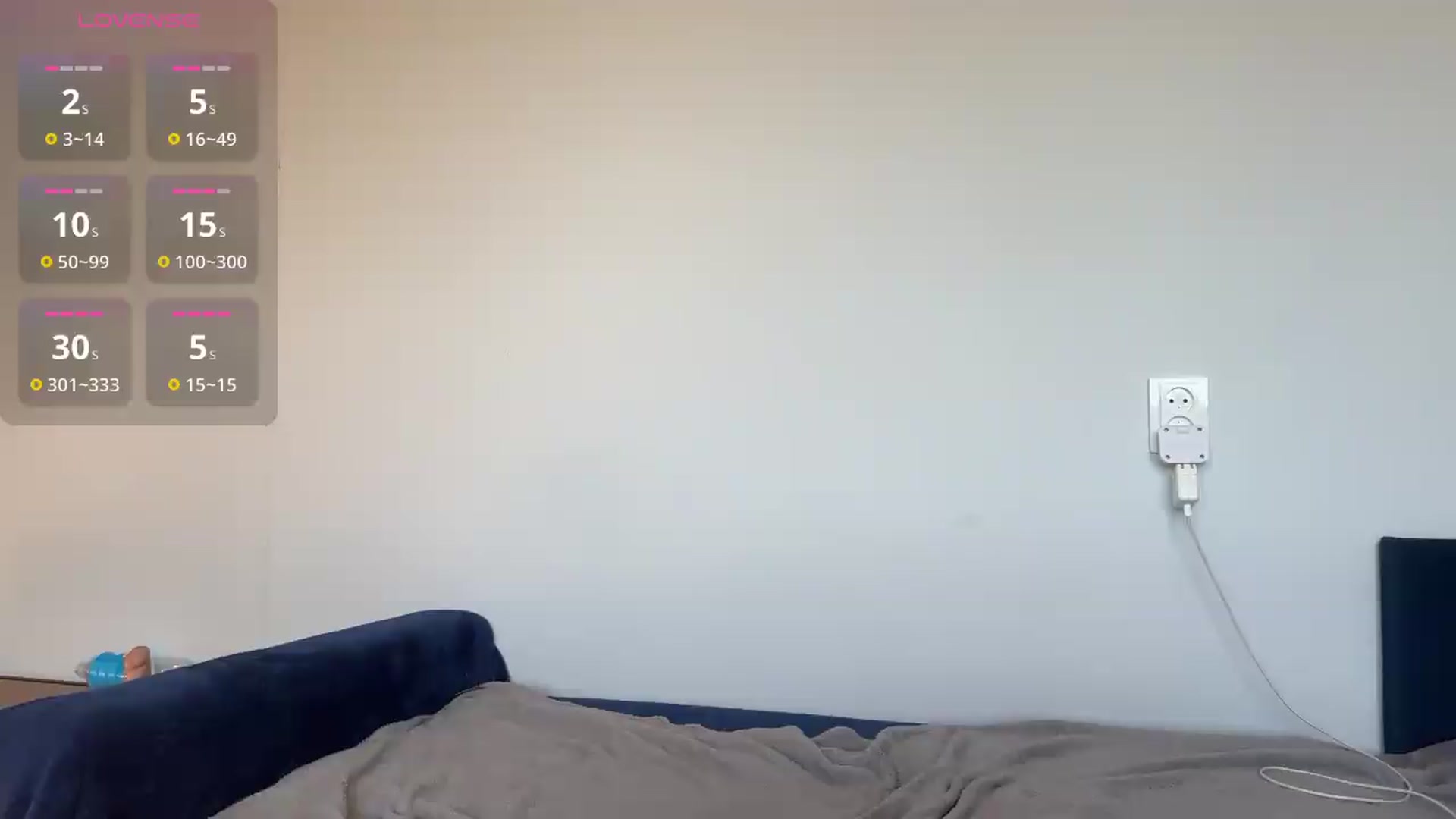 Gallery image thumbnail from AnettiRosseee's myfreecams stream on, 06/23/2026, 16:20 image 15 of 20