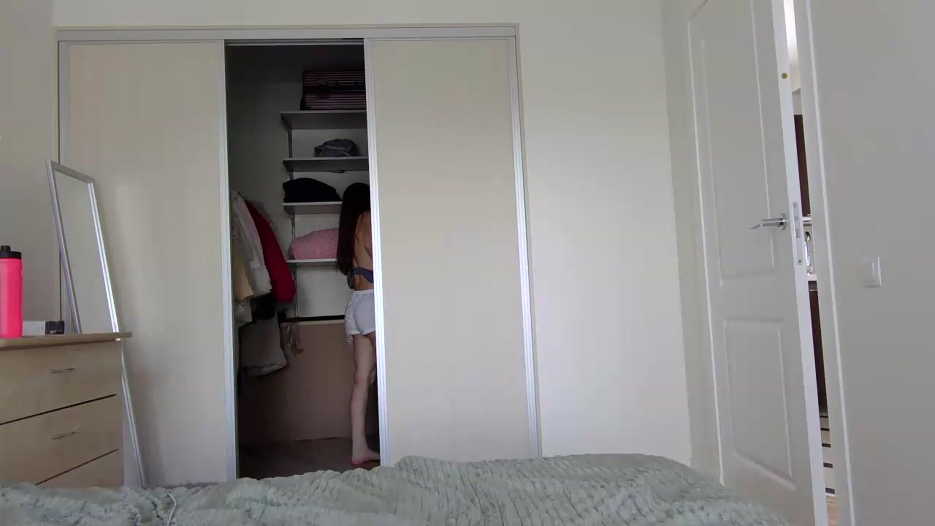 Gallery image thumbnail from AnettiRosseee's myfreecams stream on, 08/04/2026, 14:24 image 2 of 20