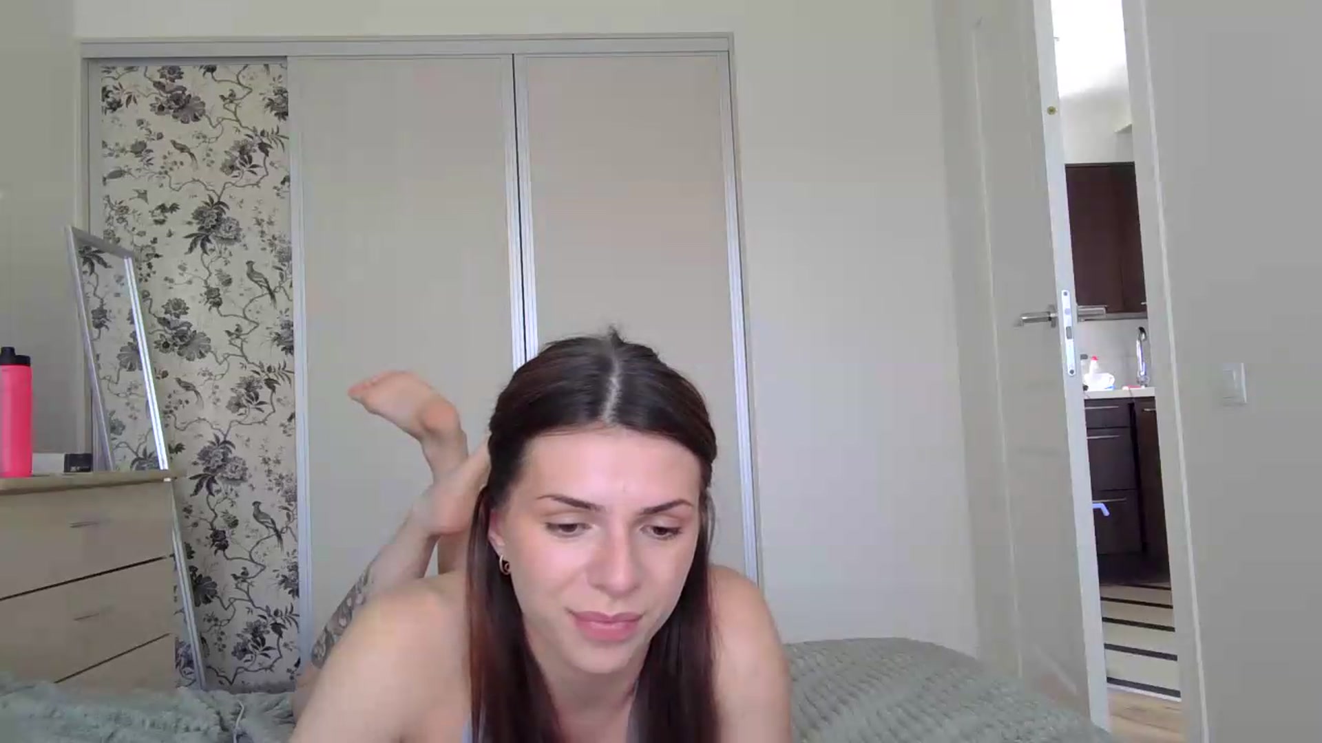 Gallery image thumbnail from AnettiRosseee's myfreecams stream on, 08/04/2026, 14:24 image 5 of 20