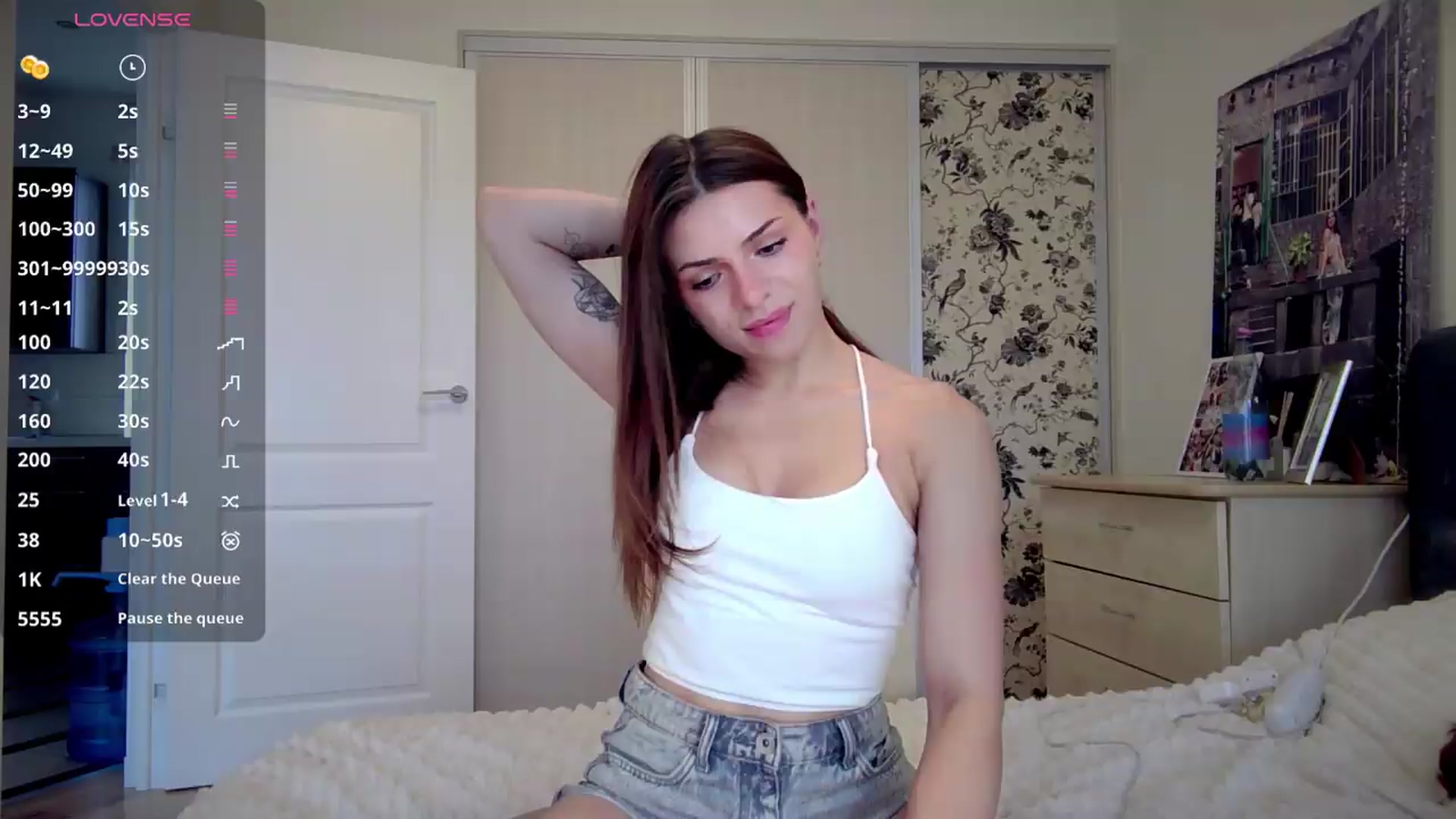 Gallery image thumbnail from AnettiRosseee's myfreecams stream on, 08/07/2026, 15:29 image 1 of 20