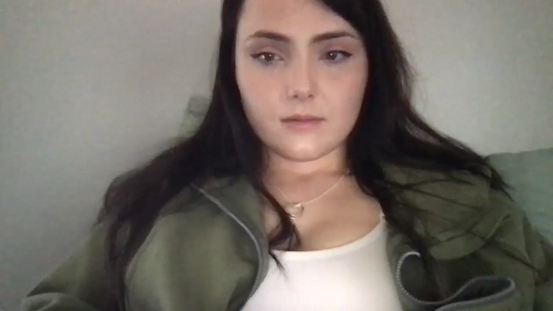 Gallery image thumbnail from Angel444's myfreecams stream on, 03/18/2025, 18:49 image 3 of 20