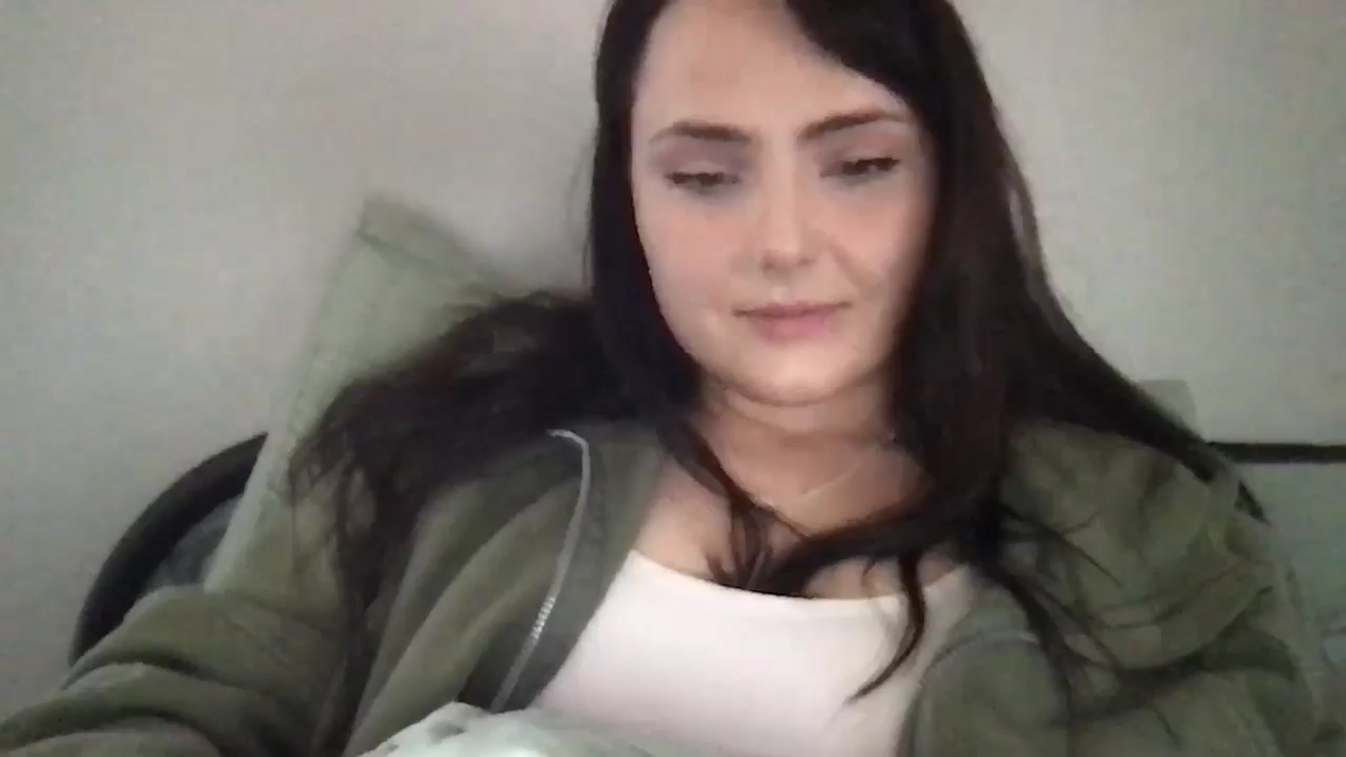 Gallery image thumbnail from Angel444's myfreecams stream on, 03/18/2025, 18:49 image 12 of 20