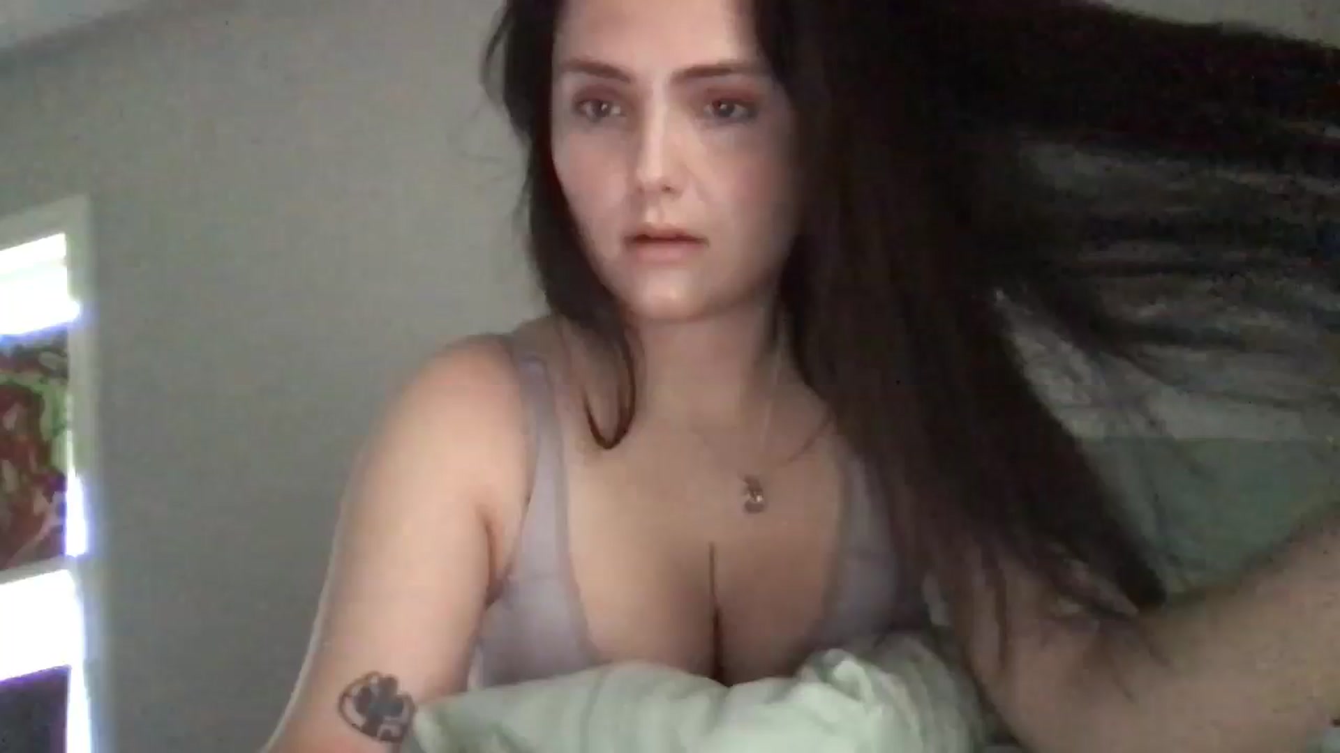 Gallery image thumbnail from Angel444's myfreecams stream on, 03/20/2025, 19:08 image 5 of 20