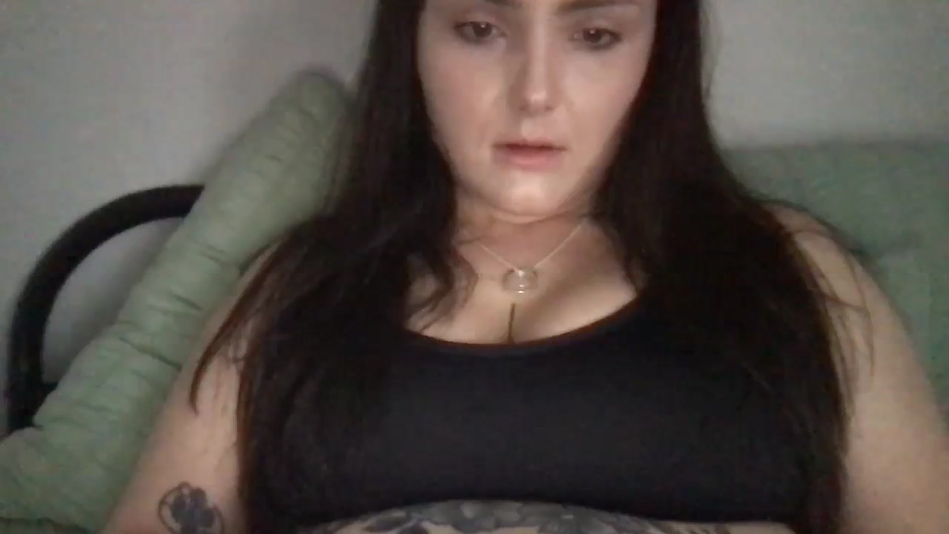 Gallery image thumbnail from Angel444's myfreecams stream on, 03/23/2025, 14:33 image 18 of 20