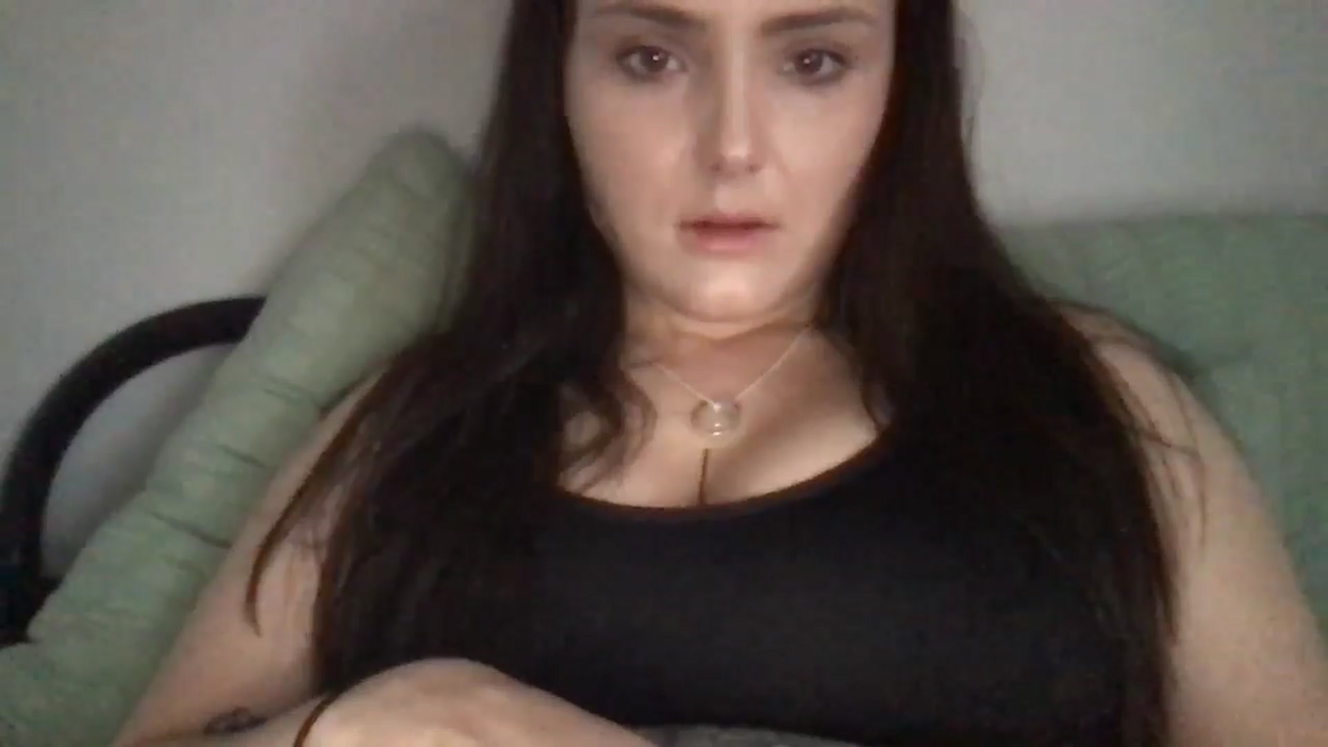 Gallery image thumbnail from Angel444's myfreecams stream on, 03/23/2025, 14:33 image 15 of 20