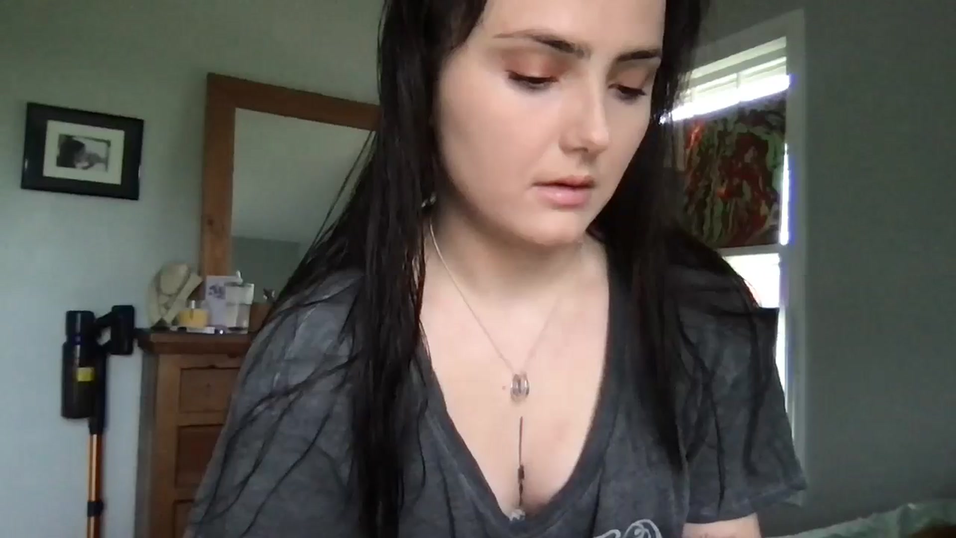 Gallery image thumbnail from Angel444's myfreecams stream on, 04/01/2025, 14:32 image 4 of 20