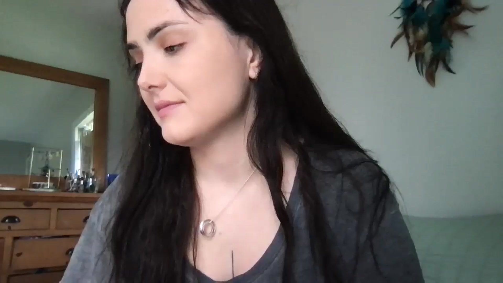 Gallery image thumbnail from Angel444's myfreecams stream on, 04/01/2025, 15:33 image 17 of 20