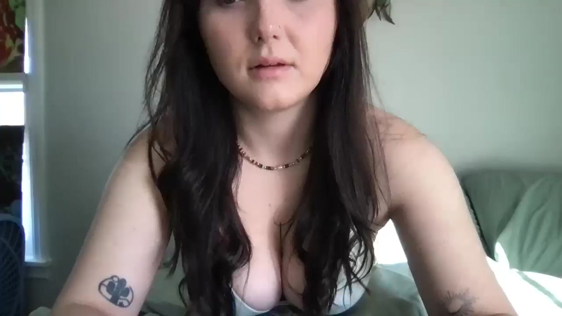 Gallery image thumbnail from Angel444's myfreecams stream on, 04/12/2025, 13:22 image 1 of 20