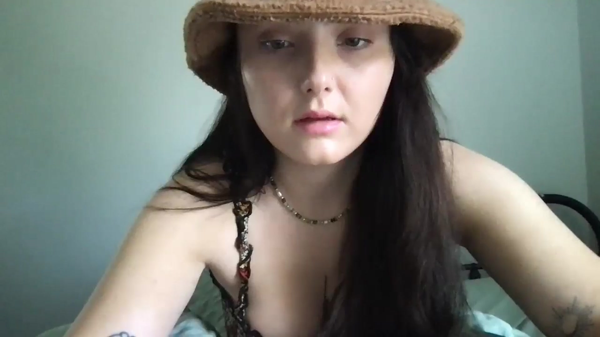 Gallery image thumbnail from Angel444's myfreecams stream on, 04/30/2025, 14:01 image 20 of 20