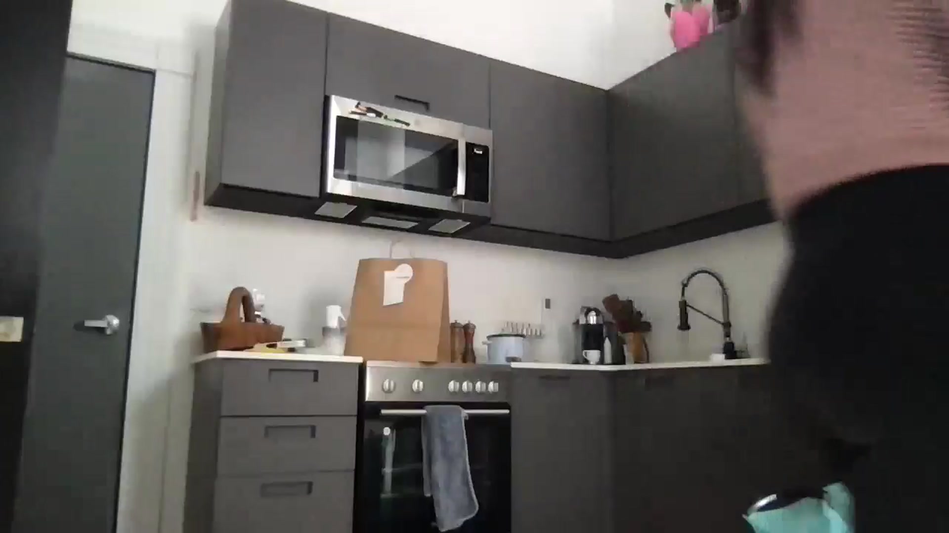 Gallery image thumbnail from Angel444's myfreecams stream on, 05/09/2025, 14:27 image 16 of 20